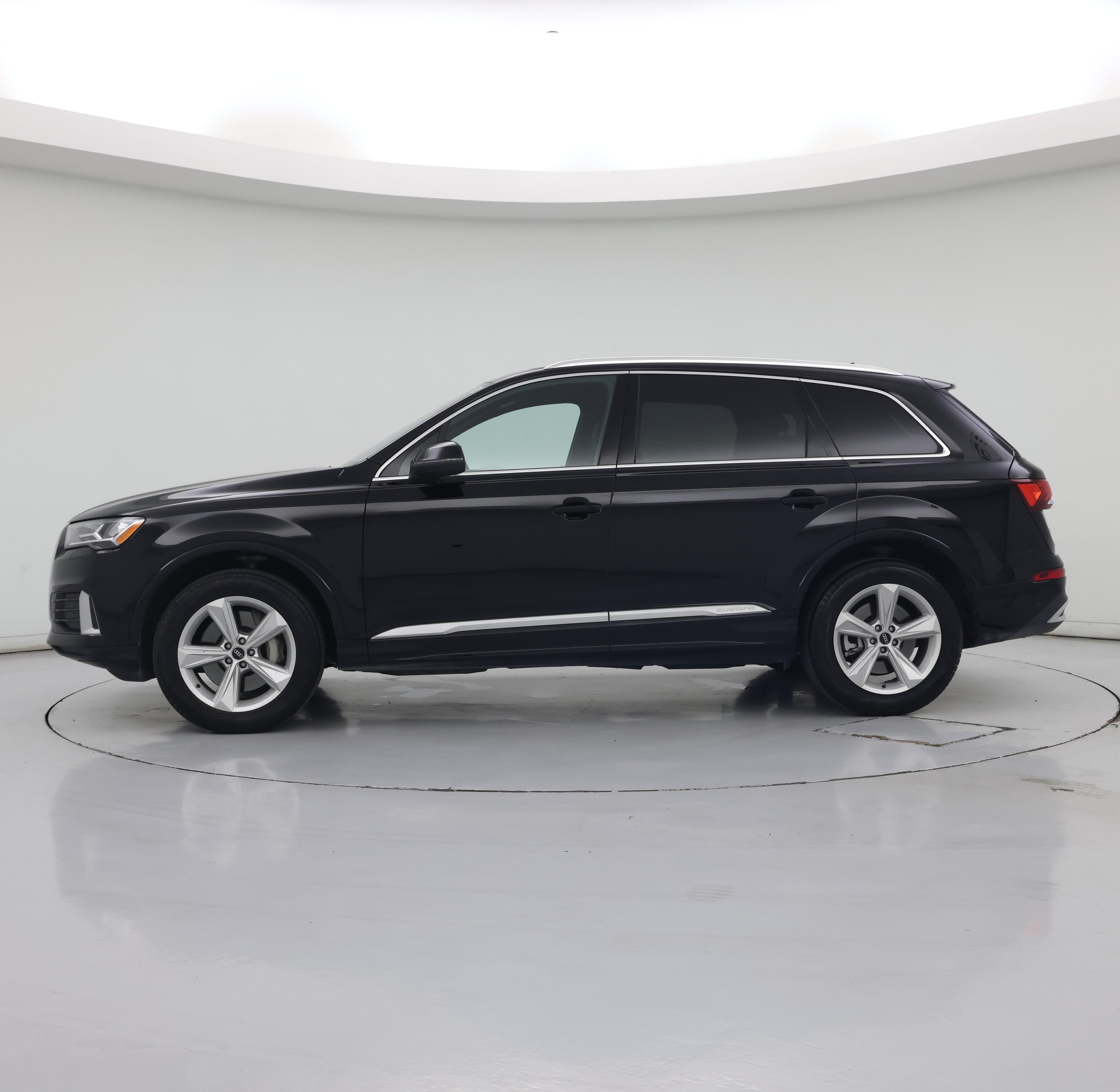 Thumbnail: 2021 Audi Q7 - 3