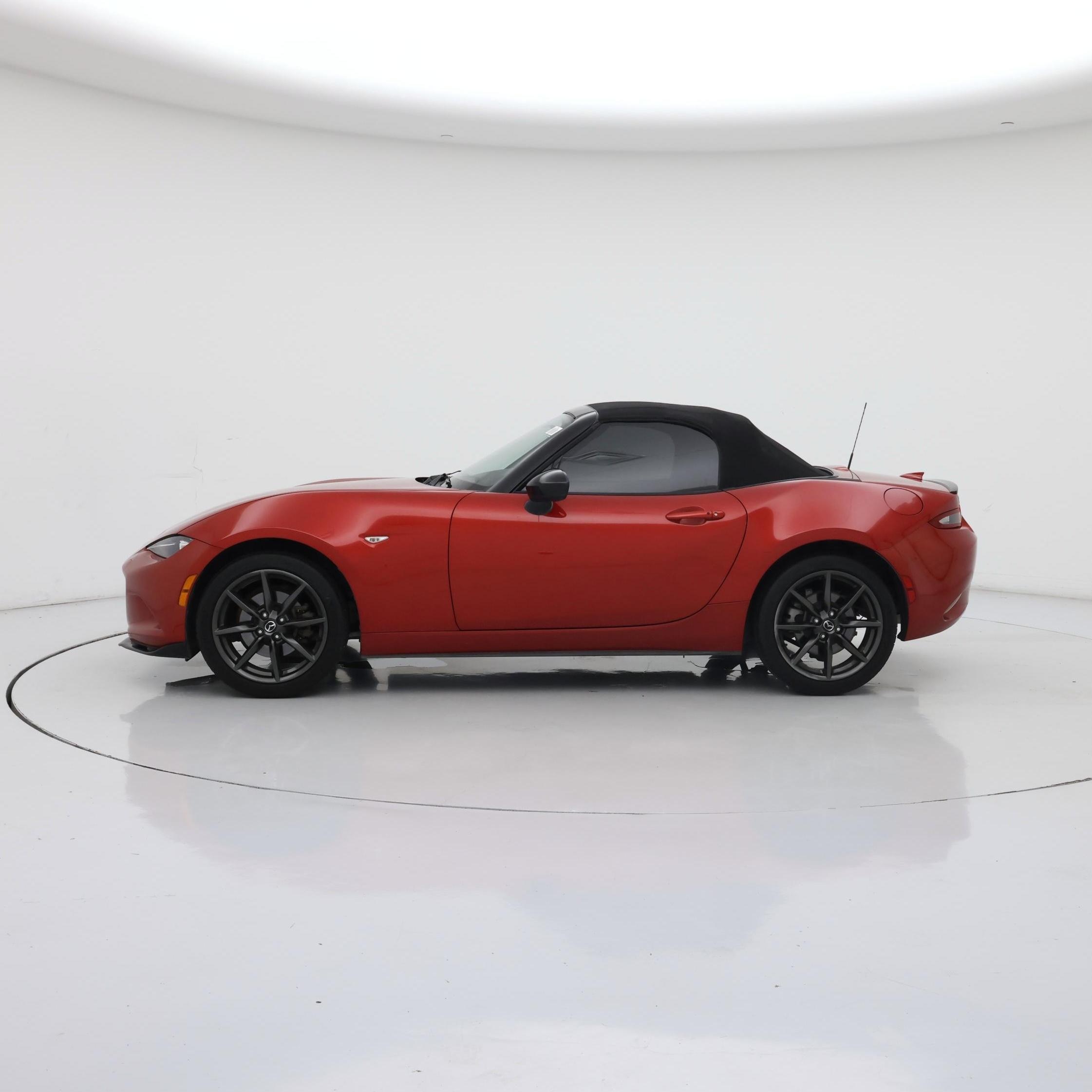 Thumbnail: 2016 Mazda MX-5 Miata - 3