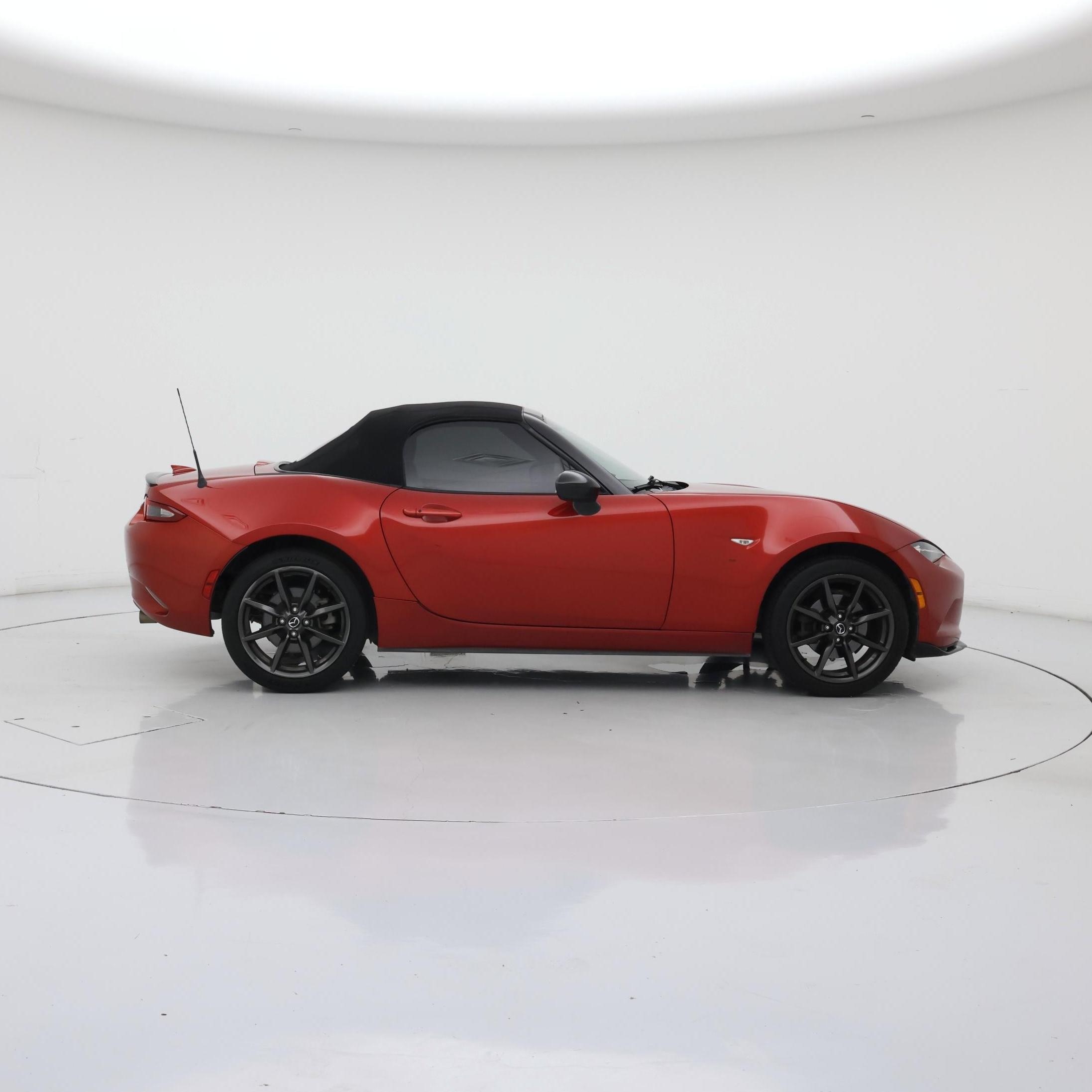 Thumbnail: 2016 Mazda MX-5 Miata - 7