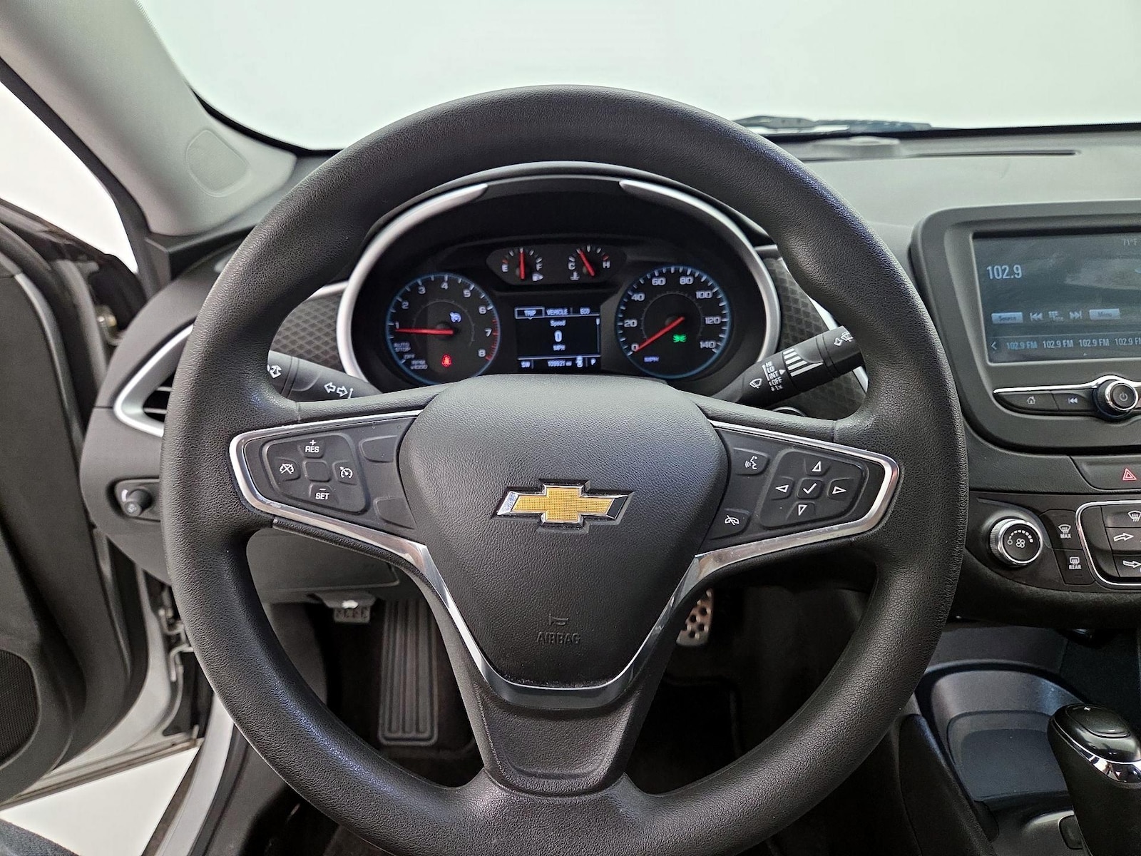 2017 Chevrolet Malibu 1LS - Photo 11