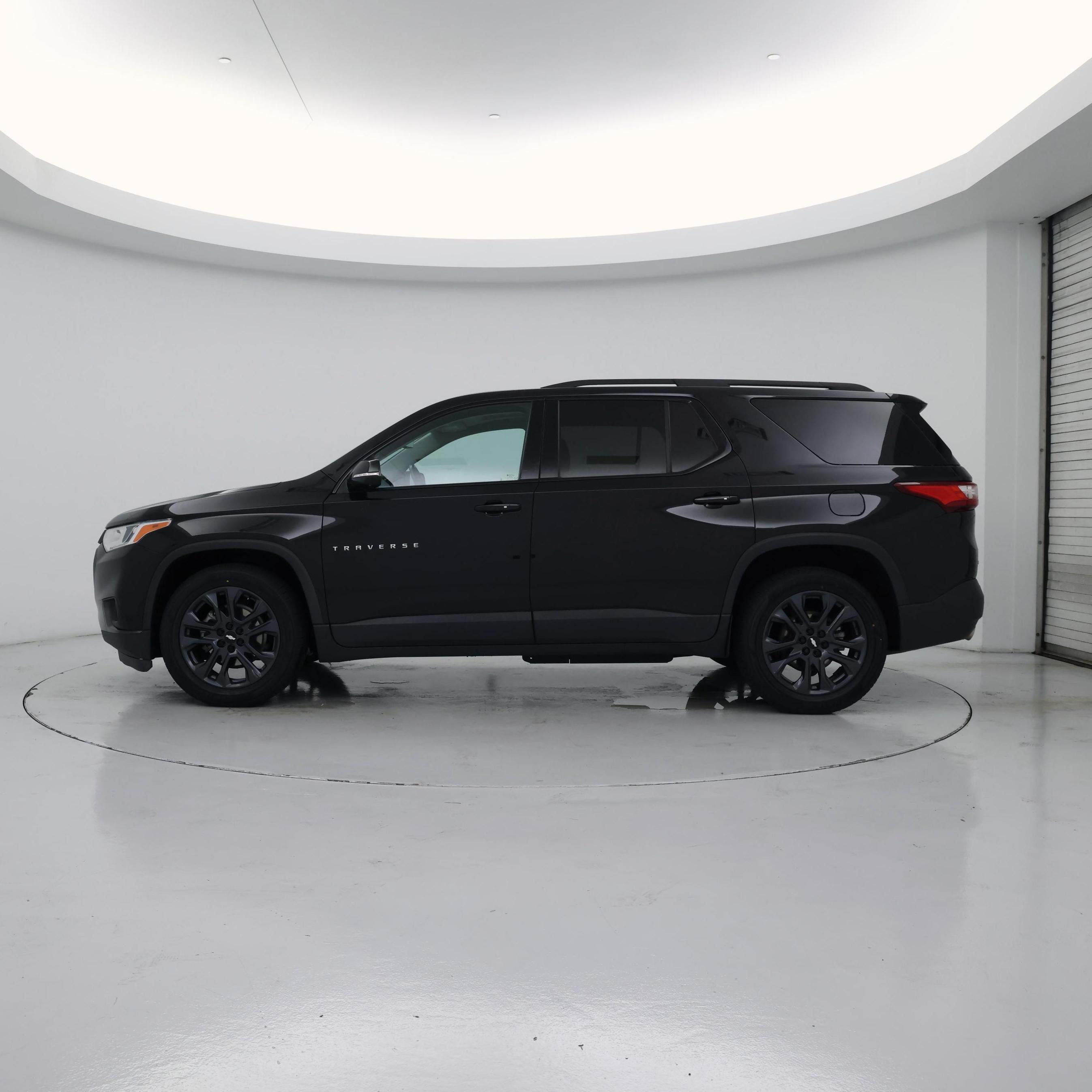 Thumbnail: 2020 Chevrolet Traverse - 3