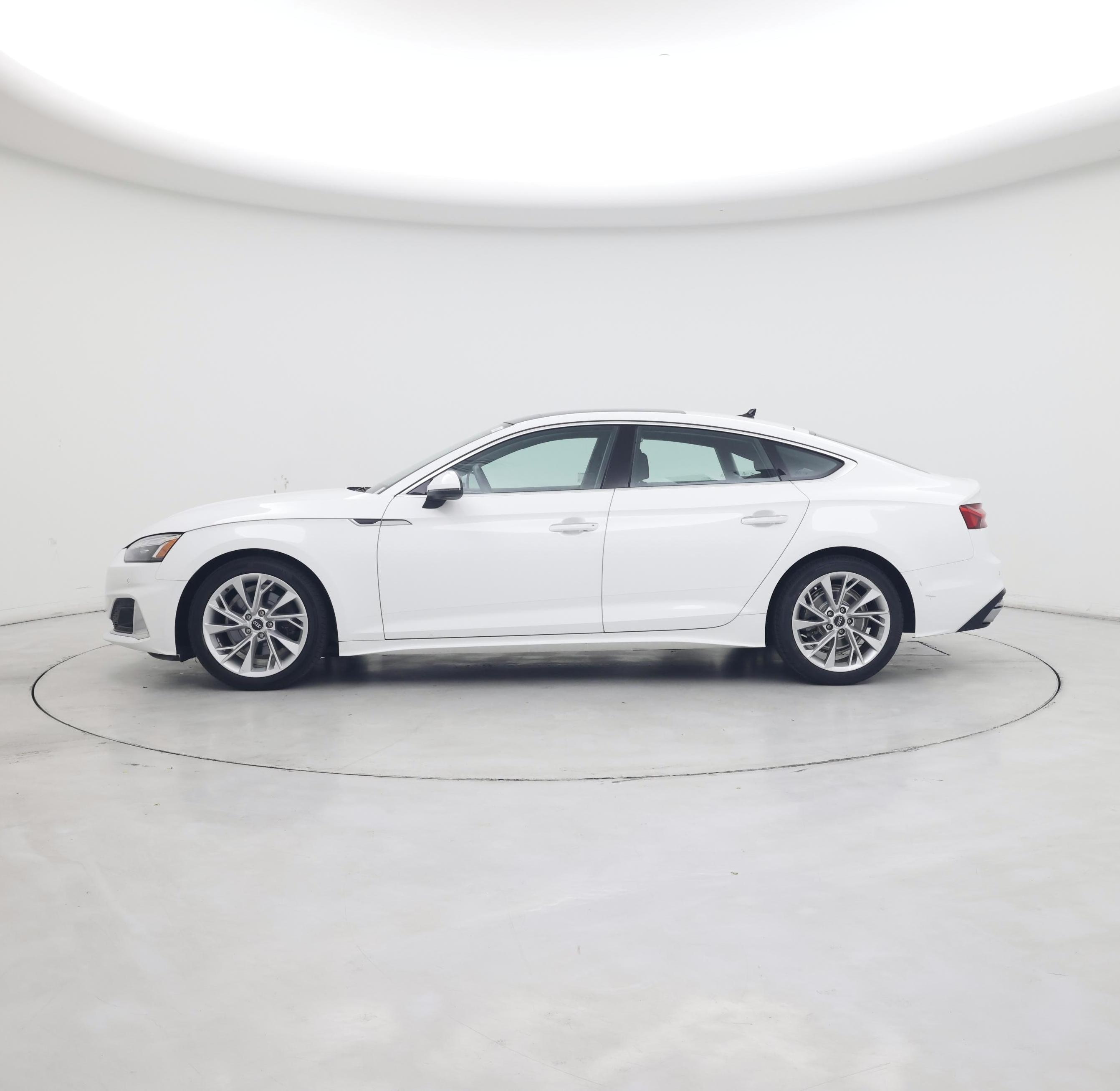 Thumbnail: 2022 Audi A5 - 3
