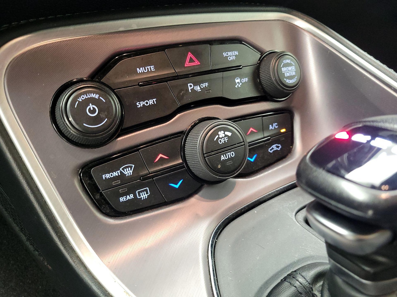 2022 Dodge Challenger GT - Photo 17