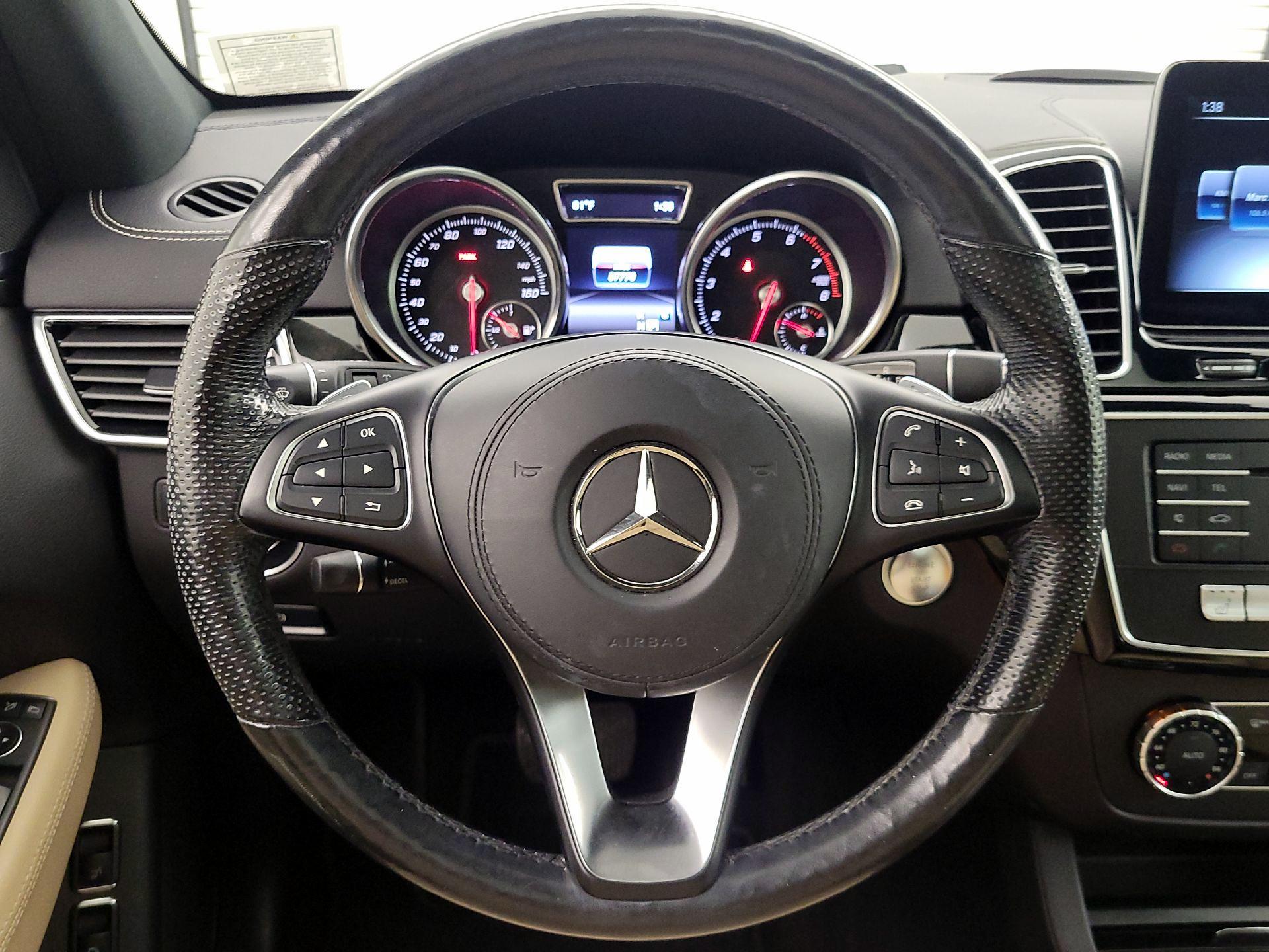 Thumbnail: 2018 Mercedes-Benz GLS - 10