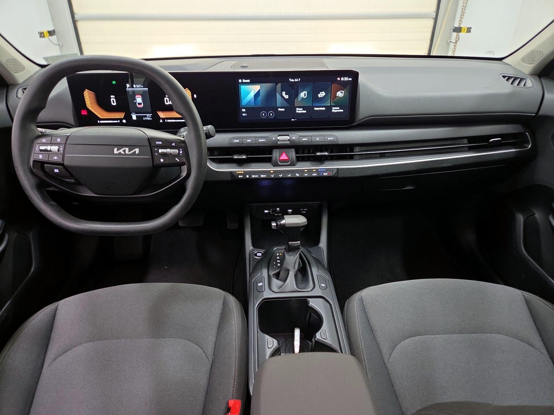 Thumbnail: 2025 Kia K4 - 9