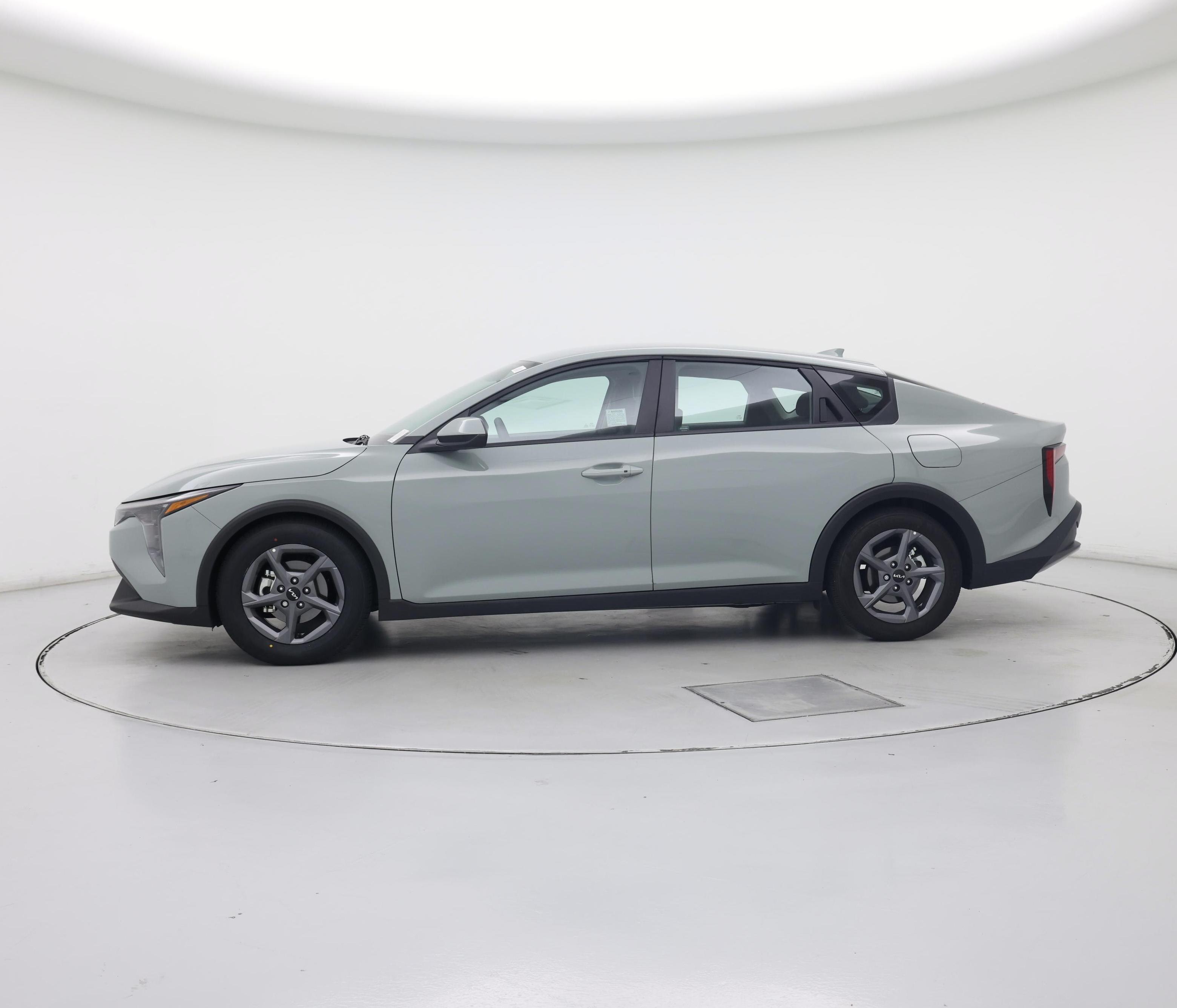 Thumbnail: 2025 Kia K4 - 3