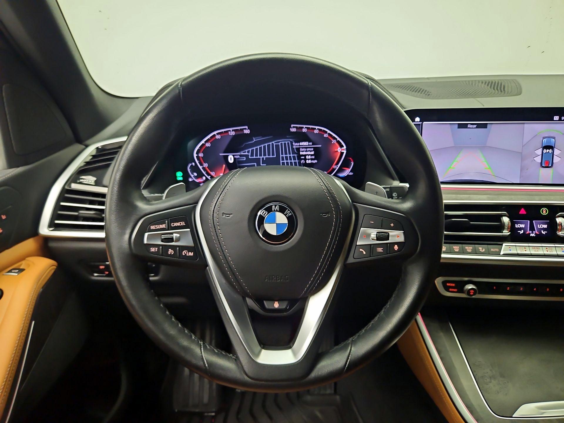 Thumbnail: 2022 BMW X5 - 10