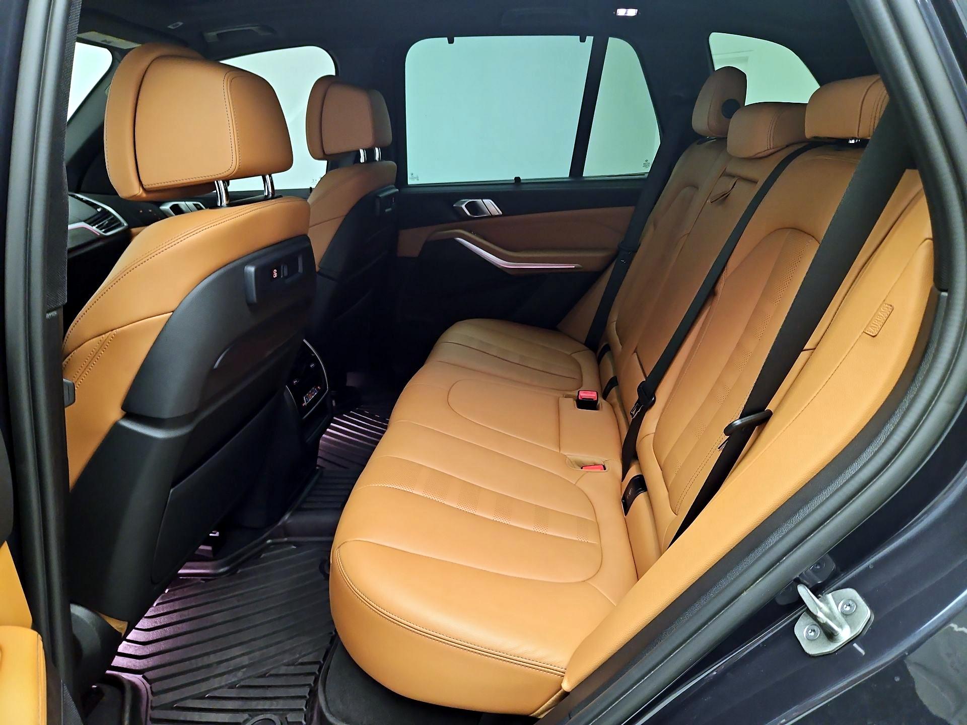 Thumbnail: 2022 BMW X5 - 17