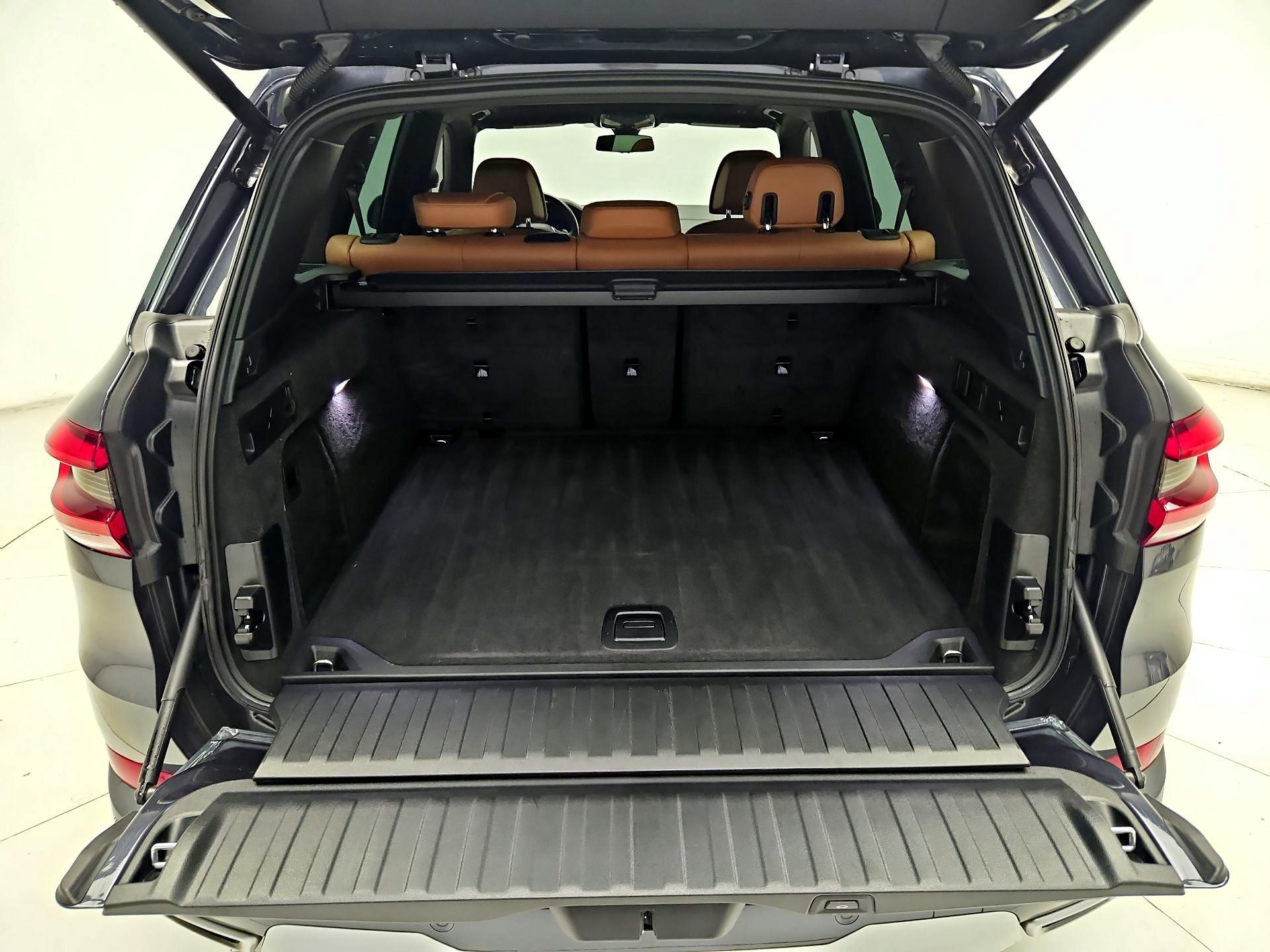 Thumbnail: 2022 BMW X5 - 18