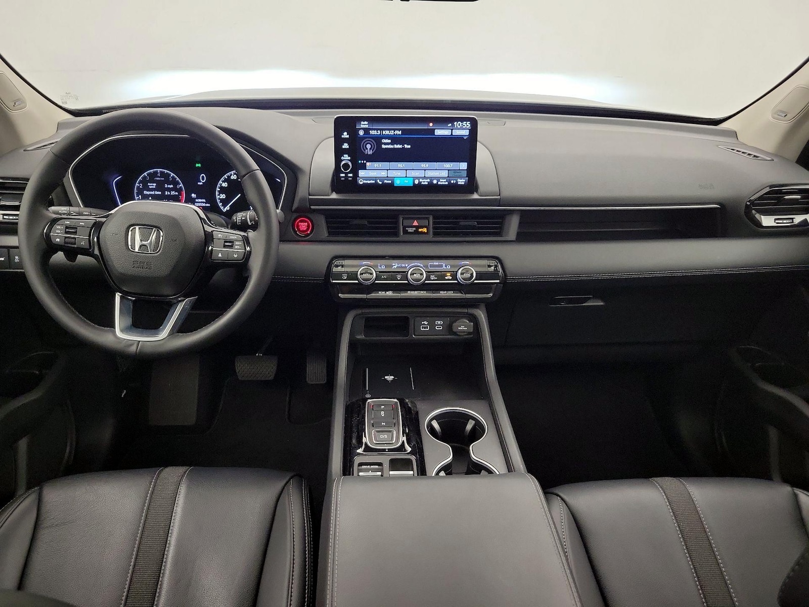 2024 Honda Pilot Touring - Photo 10
