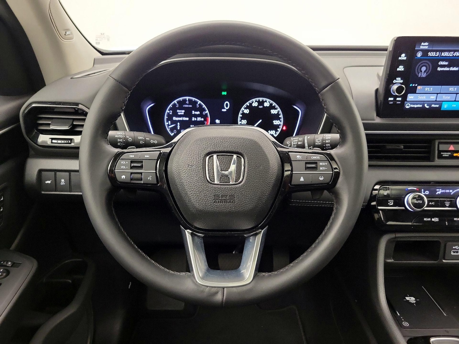 2024 Honda Pilot Touring - Photo 11