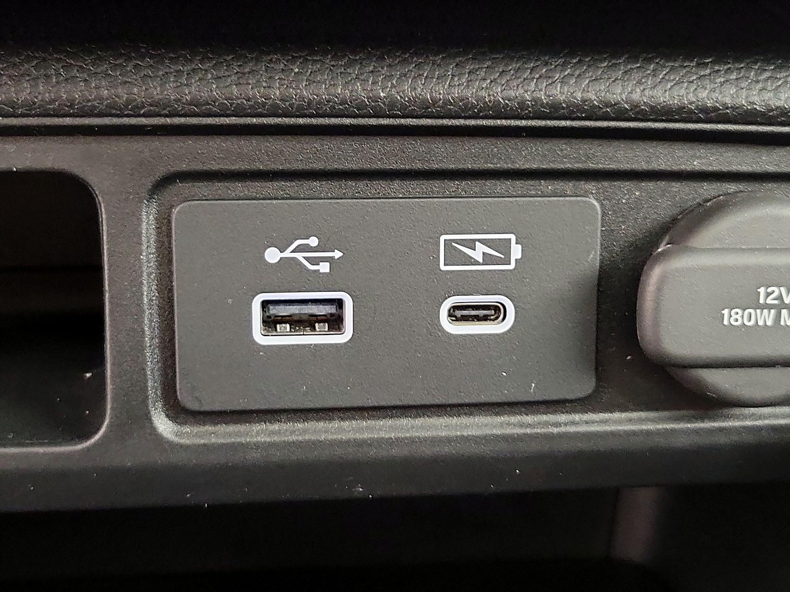 2024 Honda Pilot Touring - Photo 20