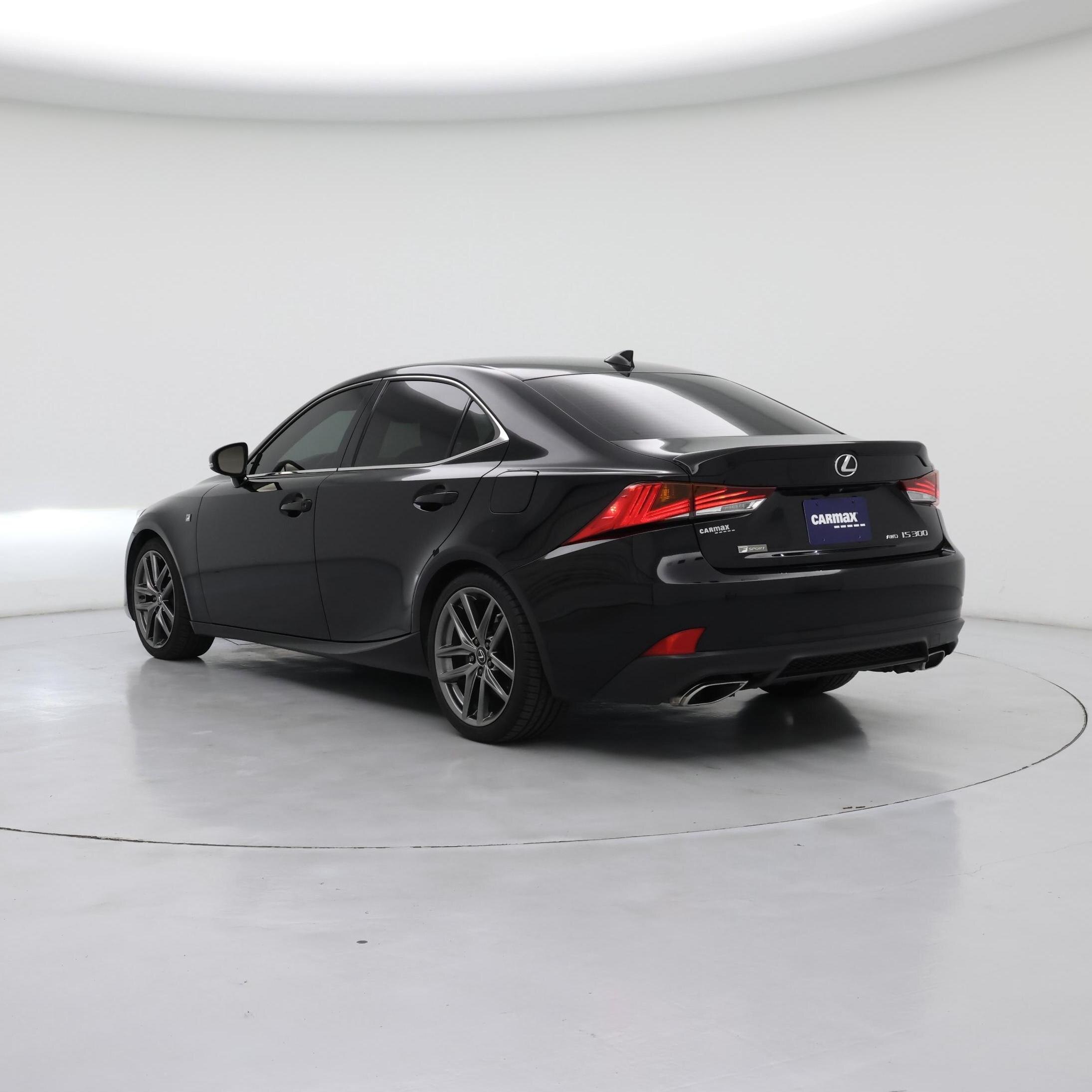 Thumbnail: 2019 Lexus IS - 2