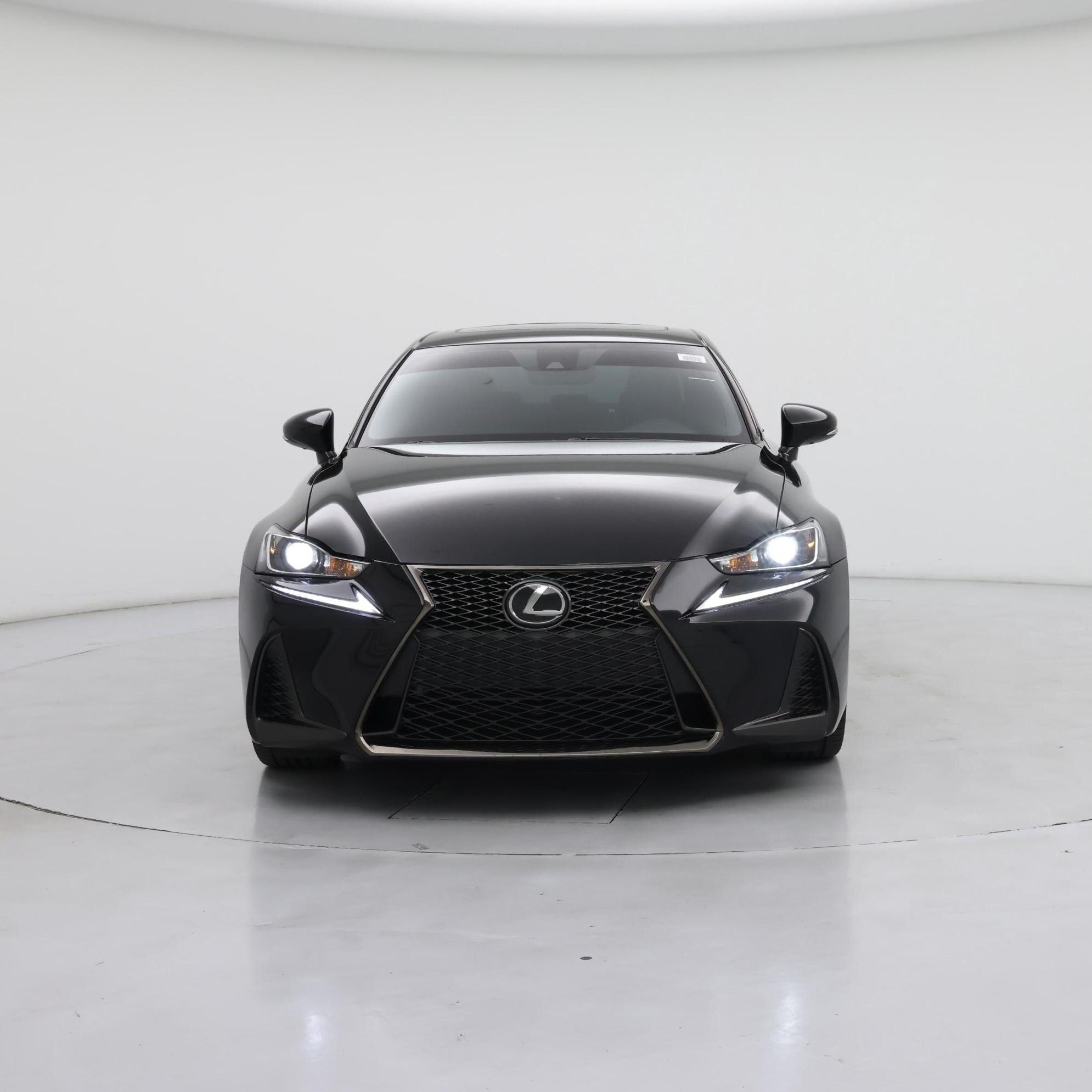 Thumbnail: 2019 Lexus IS - 5