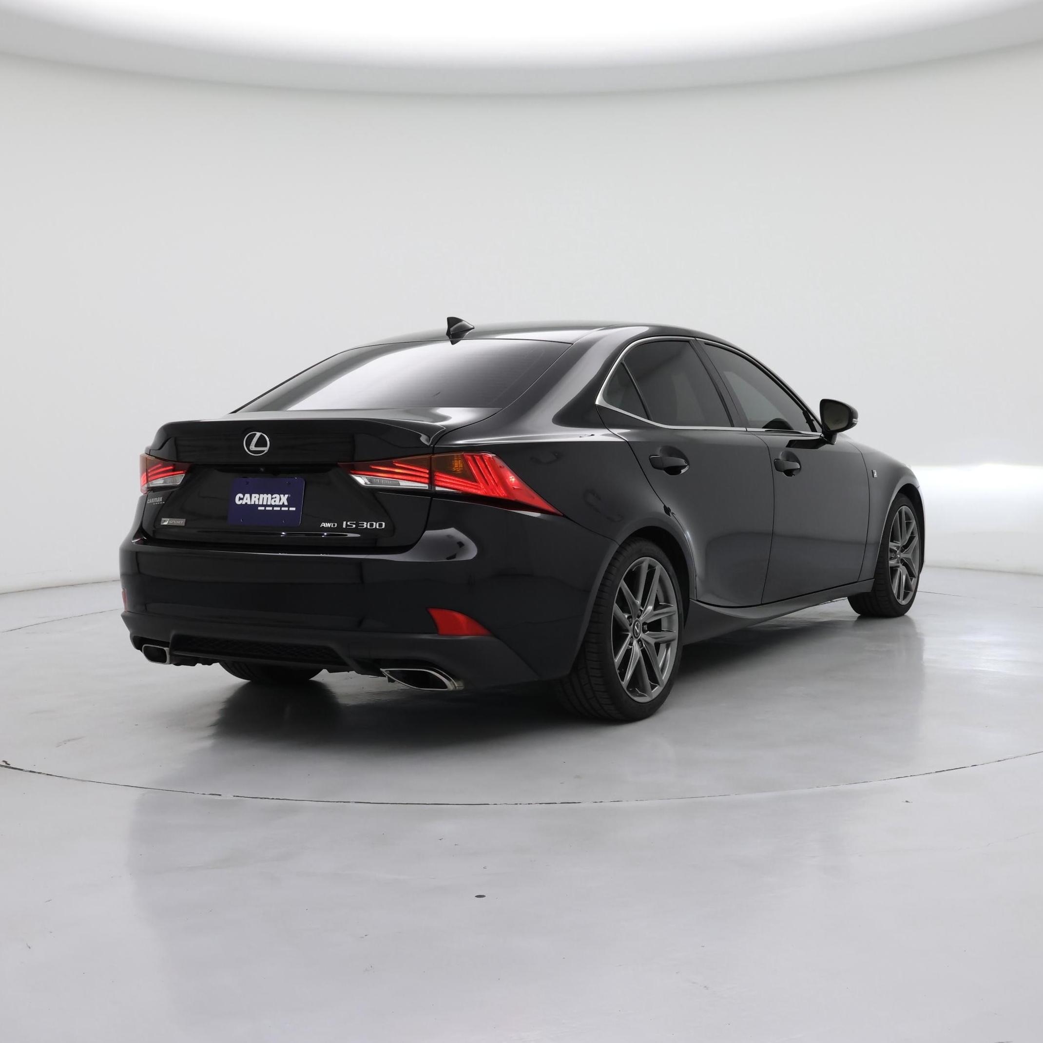 Thumbnail: 2019 Lexus IS - 8