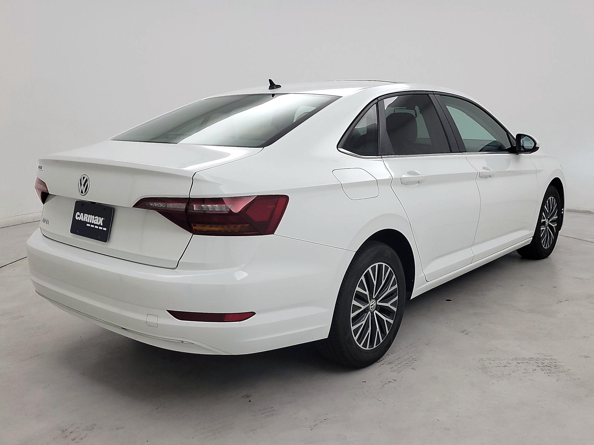 Thumbnail: 2019 Volkswagen Jetta - 5