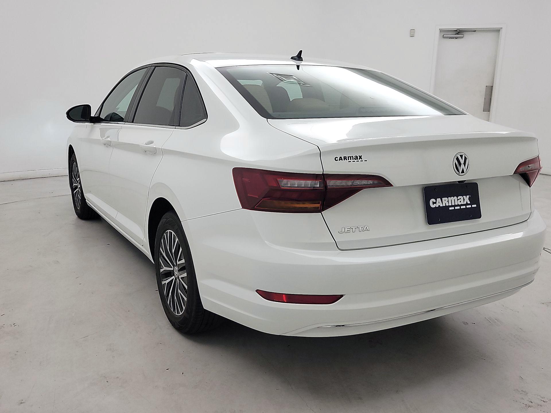 Thumbnail: 2019 Volkswagen Jetta - 7
