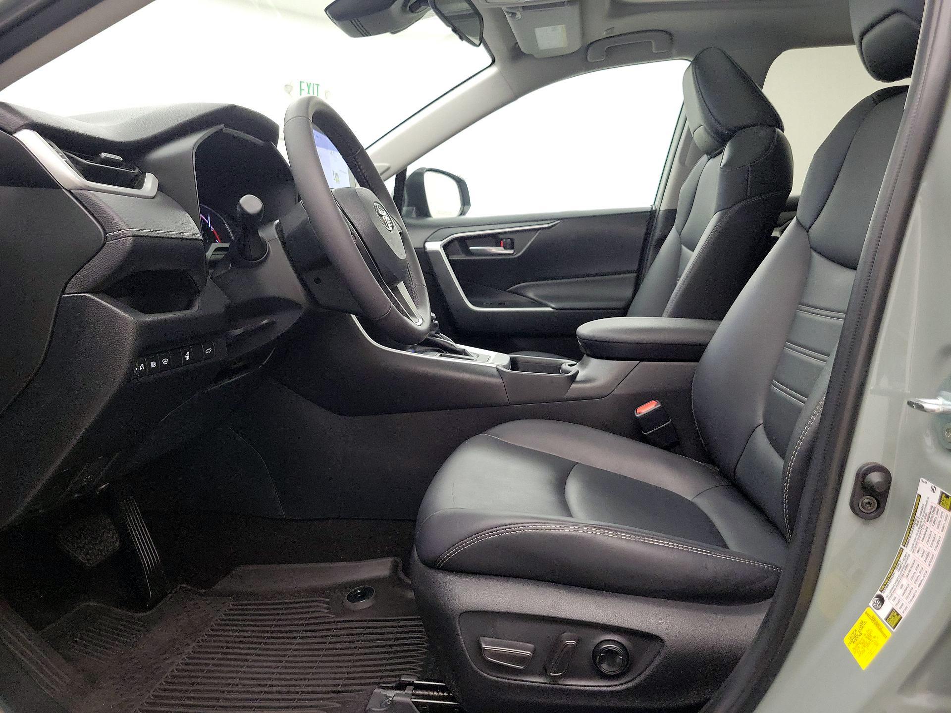 Thumbnail: 2023 Toyota RAV4 - 11