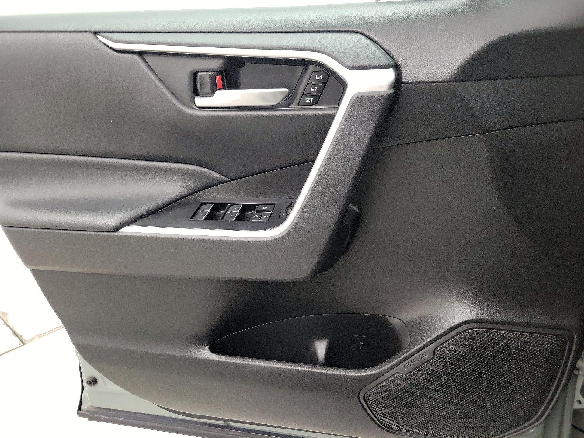 Thumbnail: 2023 Toyota RAV4 - 12