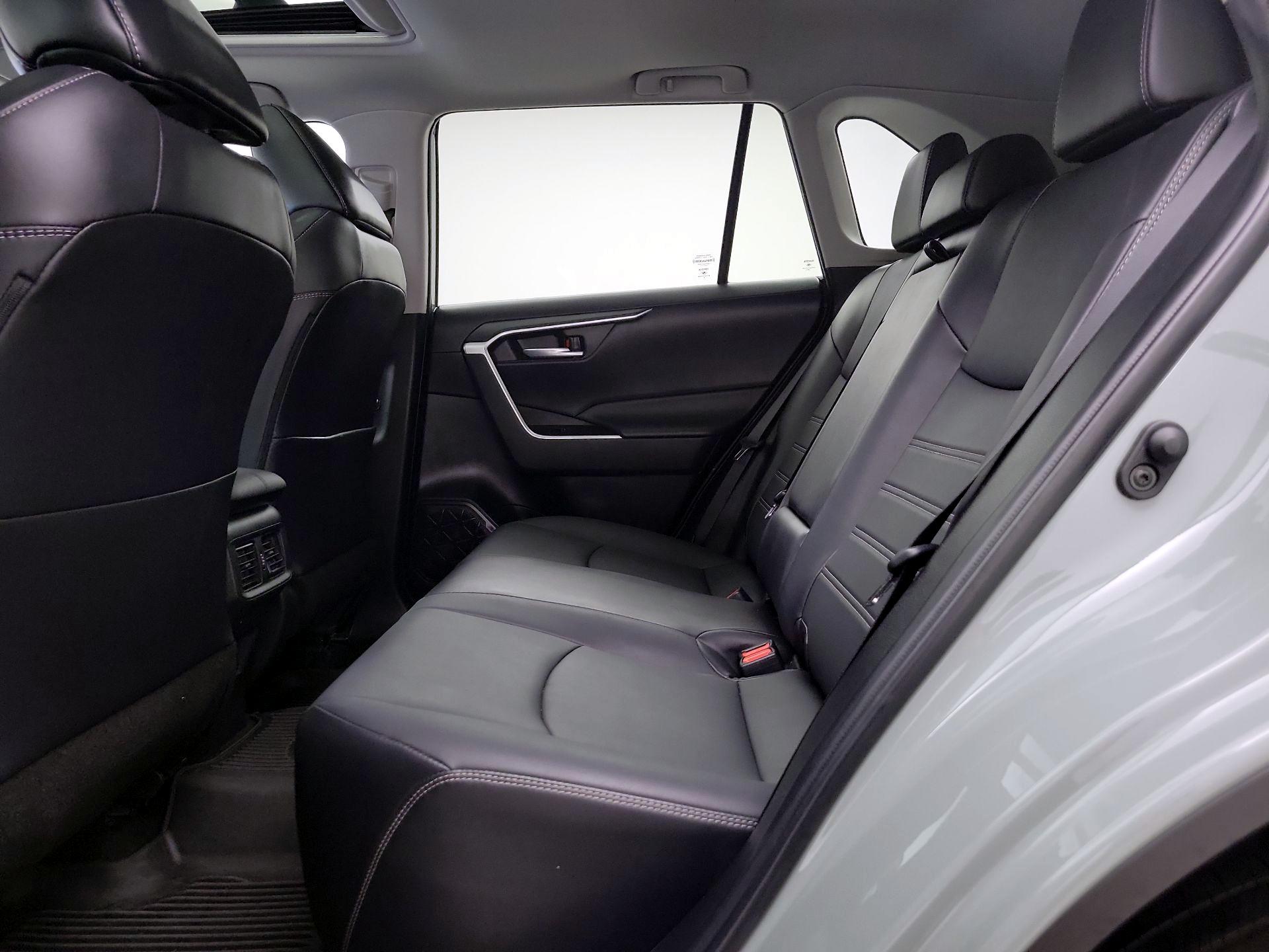 Thumbnail: 2023 Toyota RAV4 - 20