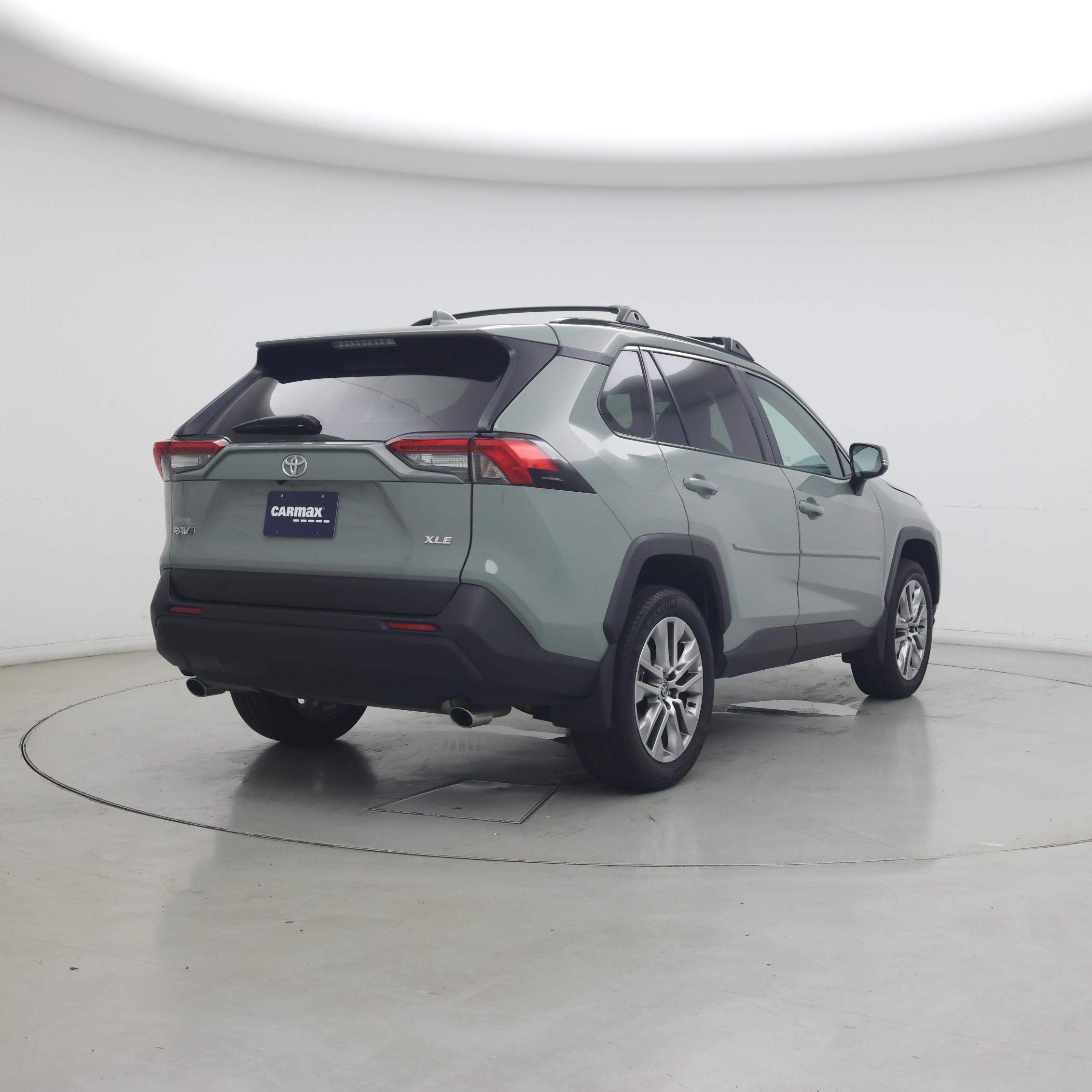 Thumbnail: 2023 Toyota RAV4 - 8