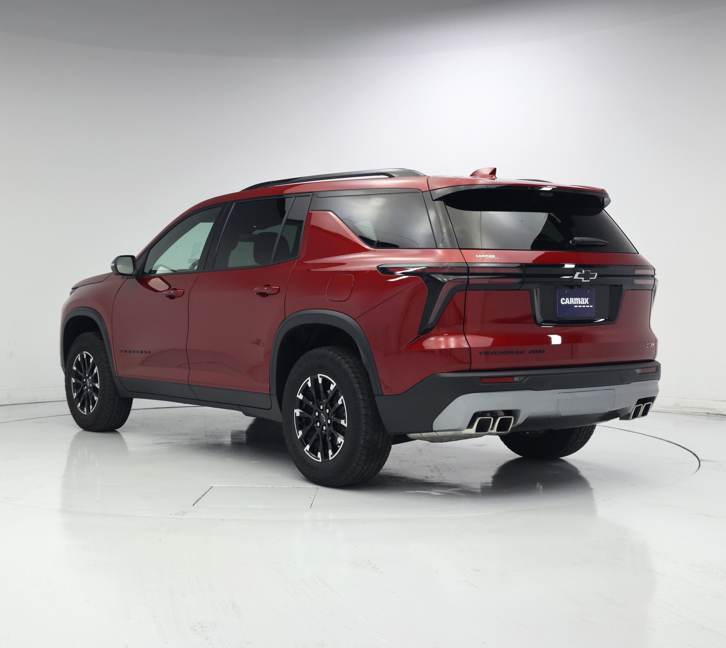Thumbnail: 2024 Chevrolet Traverse - 2