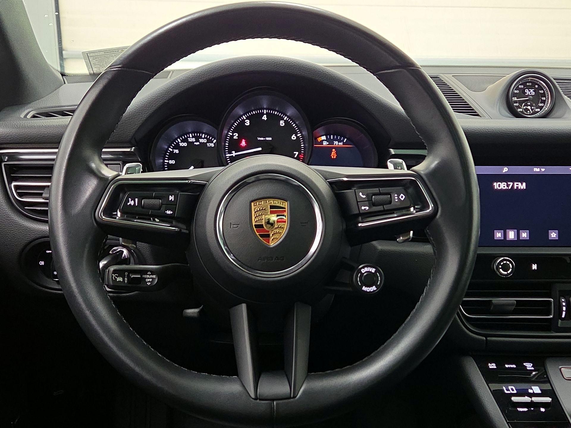 Thumbnail: 2024 Porsche Macan - 10