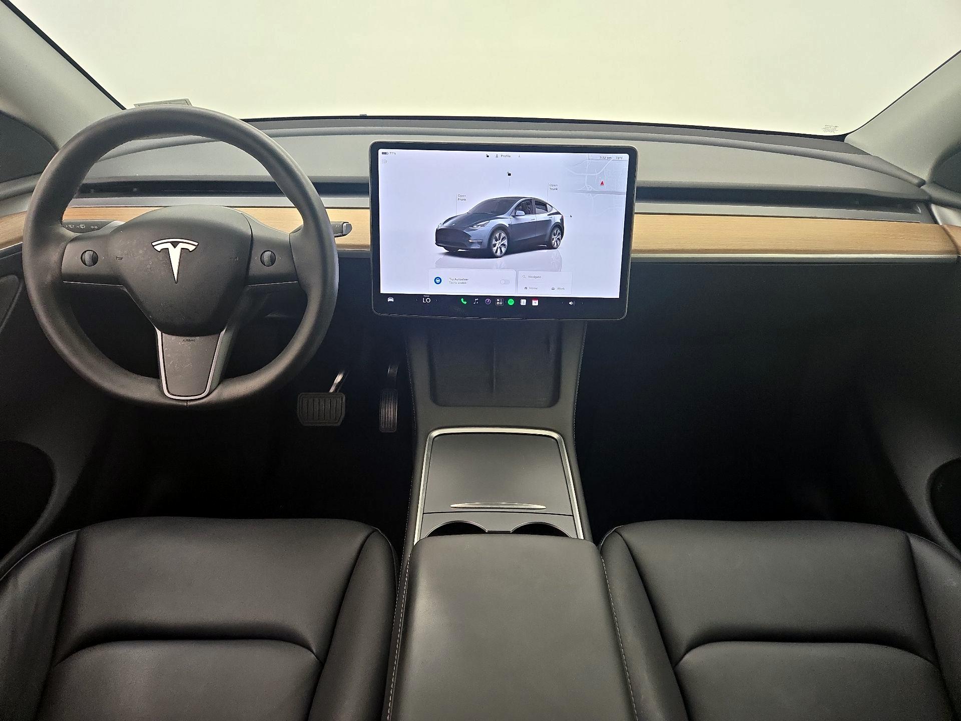 Thumbnail: 2023 Tesla Model Y - 9