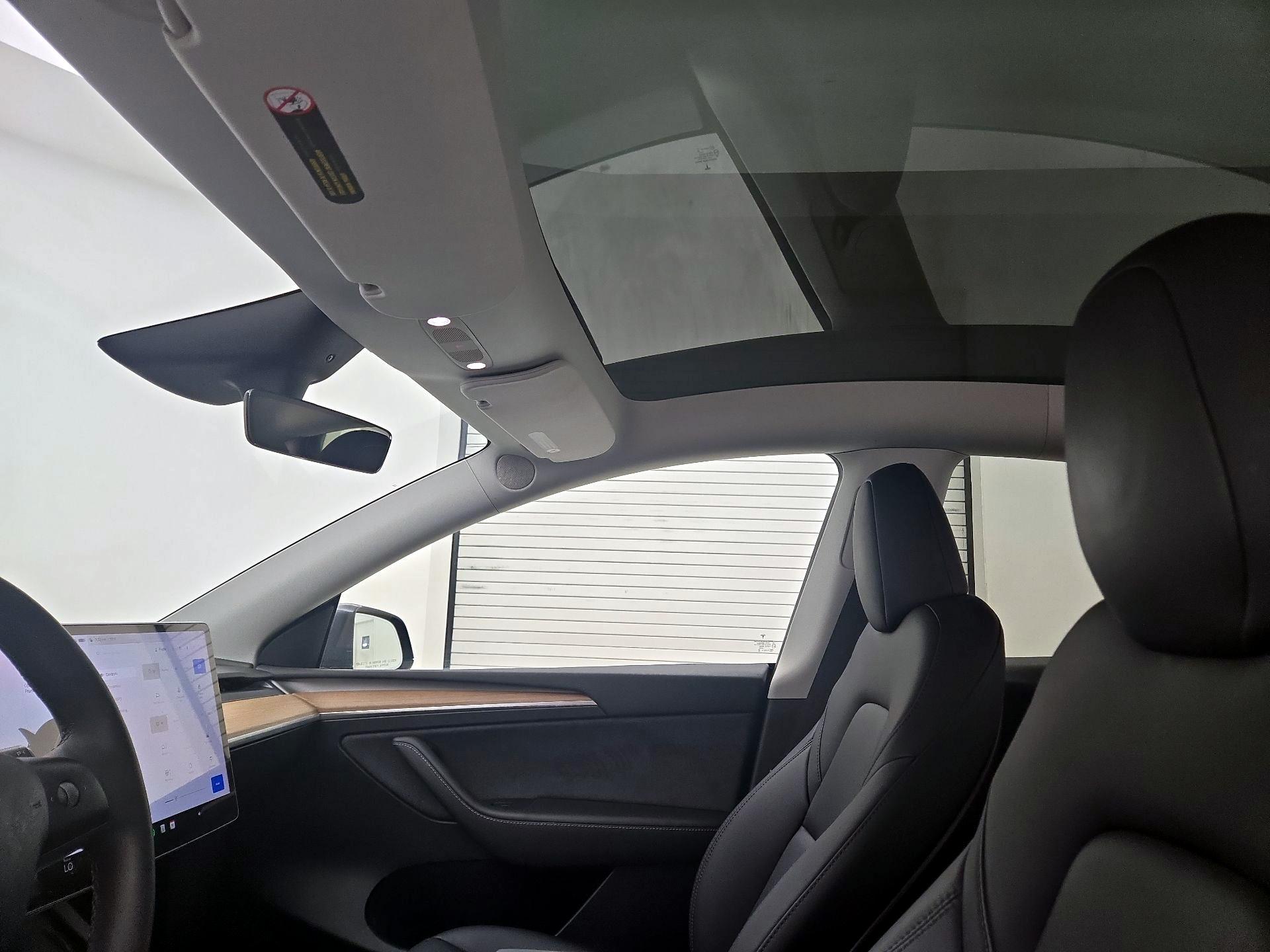 Thumbnail: 2023 Tesla Model Y - 18