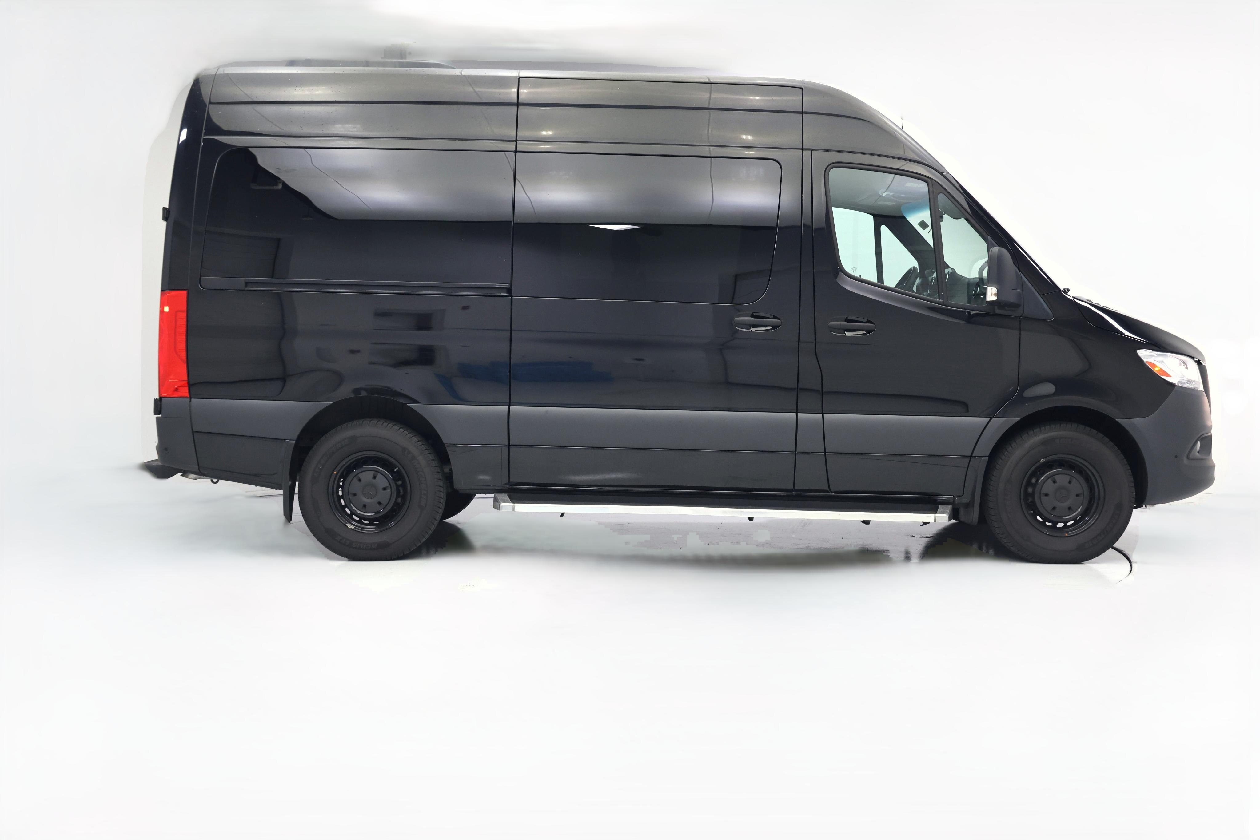 Thumbnail: 2024 Mercedes-Benz Sprinter - 1