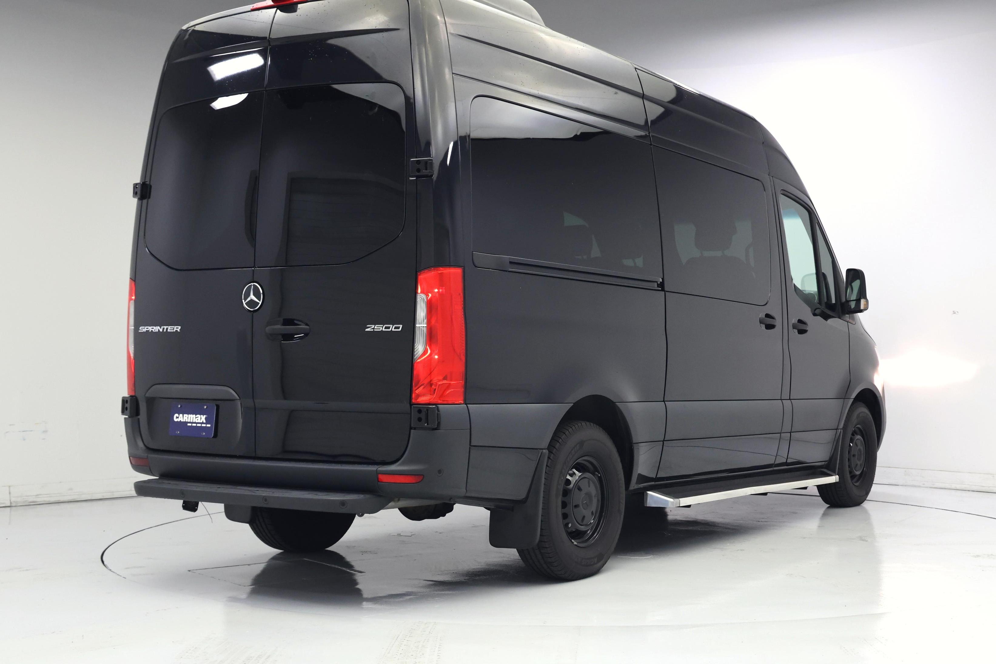 Thumbnail: 2024 Mercedes-Benz Sprinter - 7