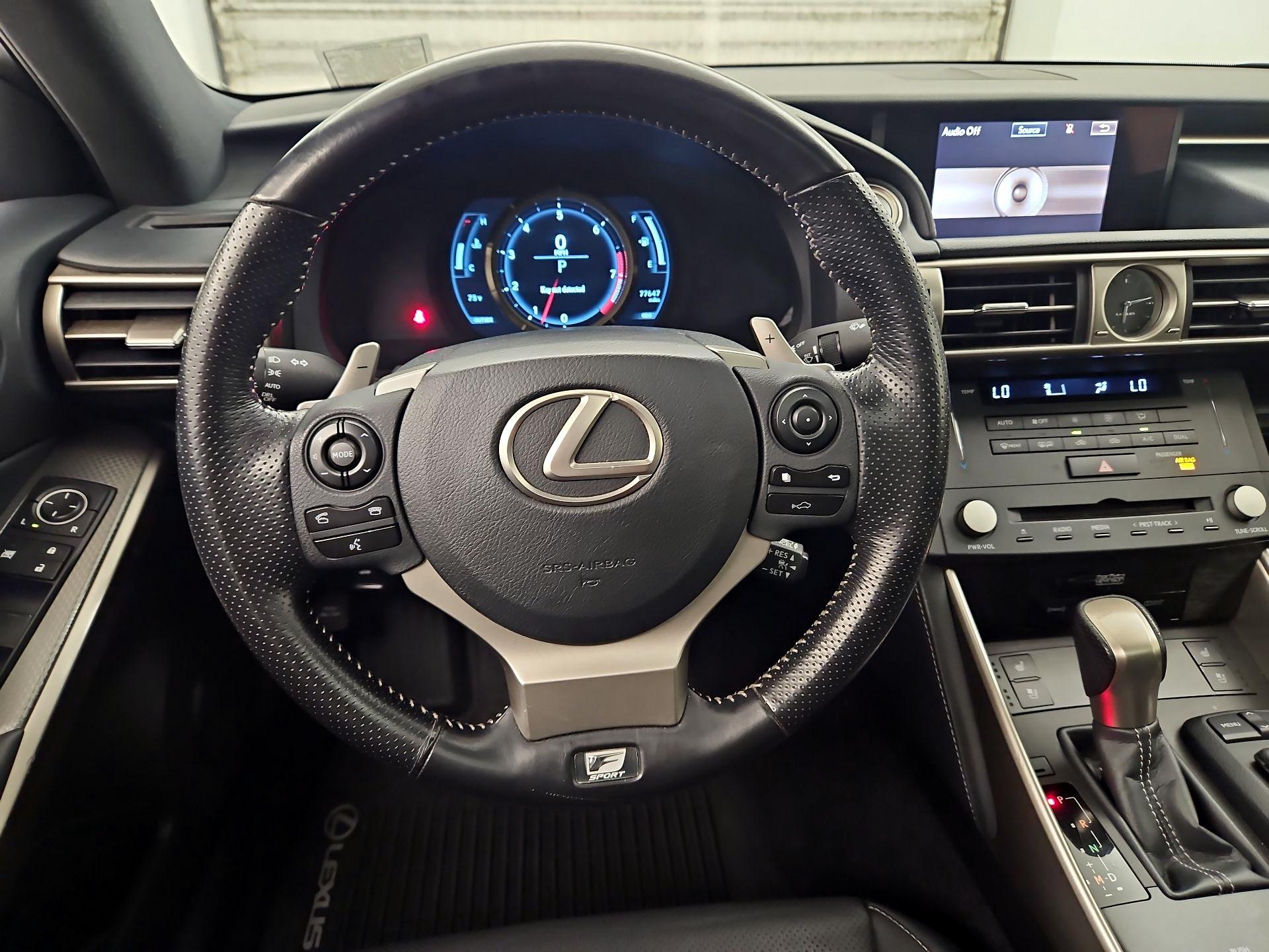 Thumbnail: 2016 Lexus IS - 10