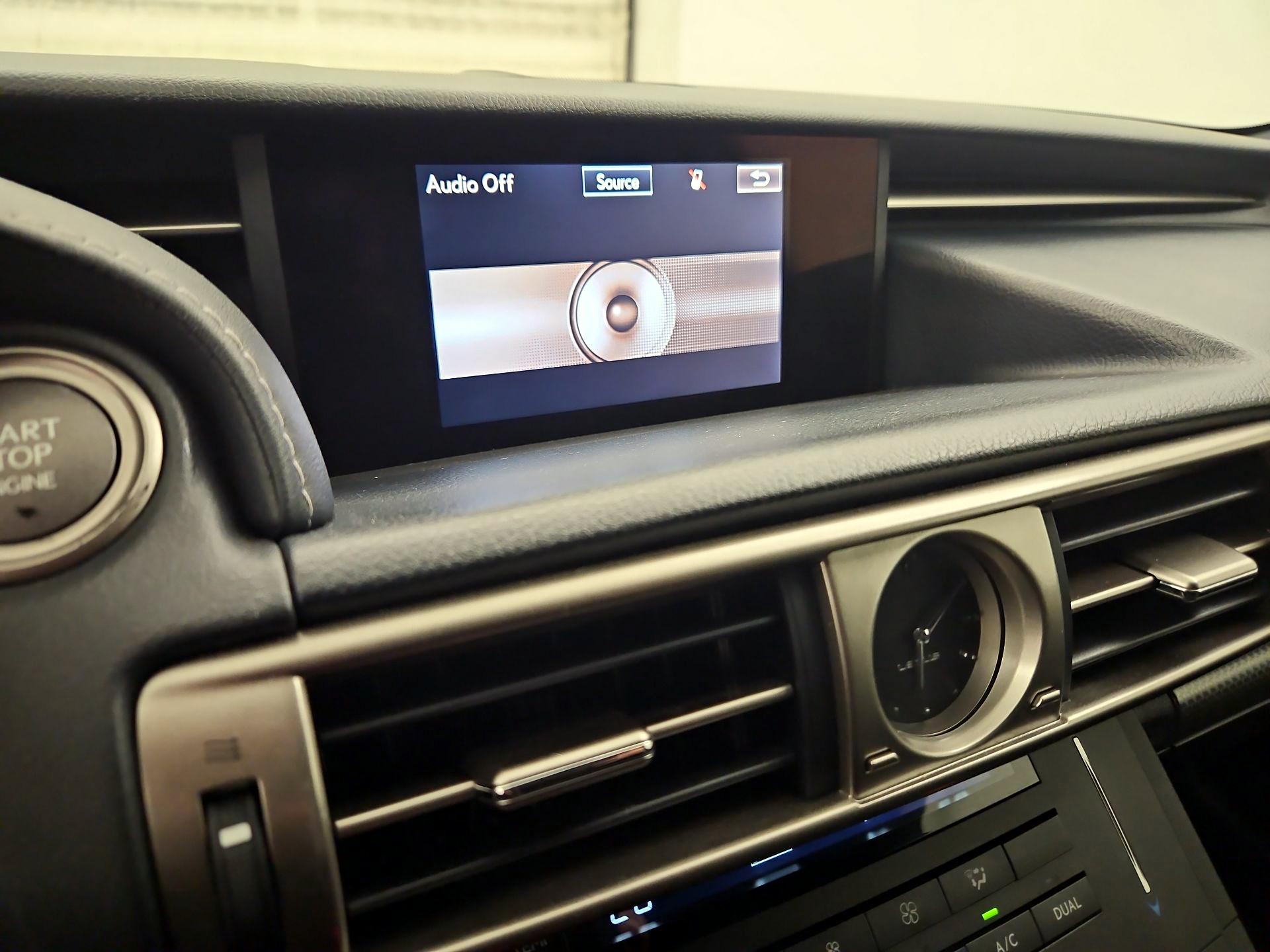 Thumbnail: 2016 Lexus IS - 15
