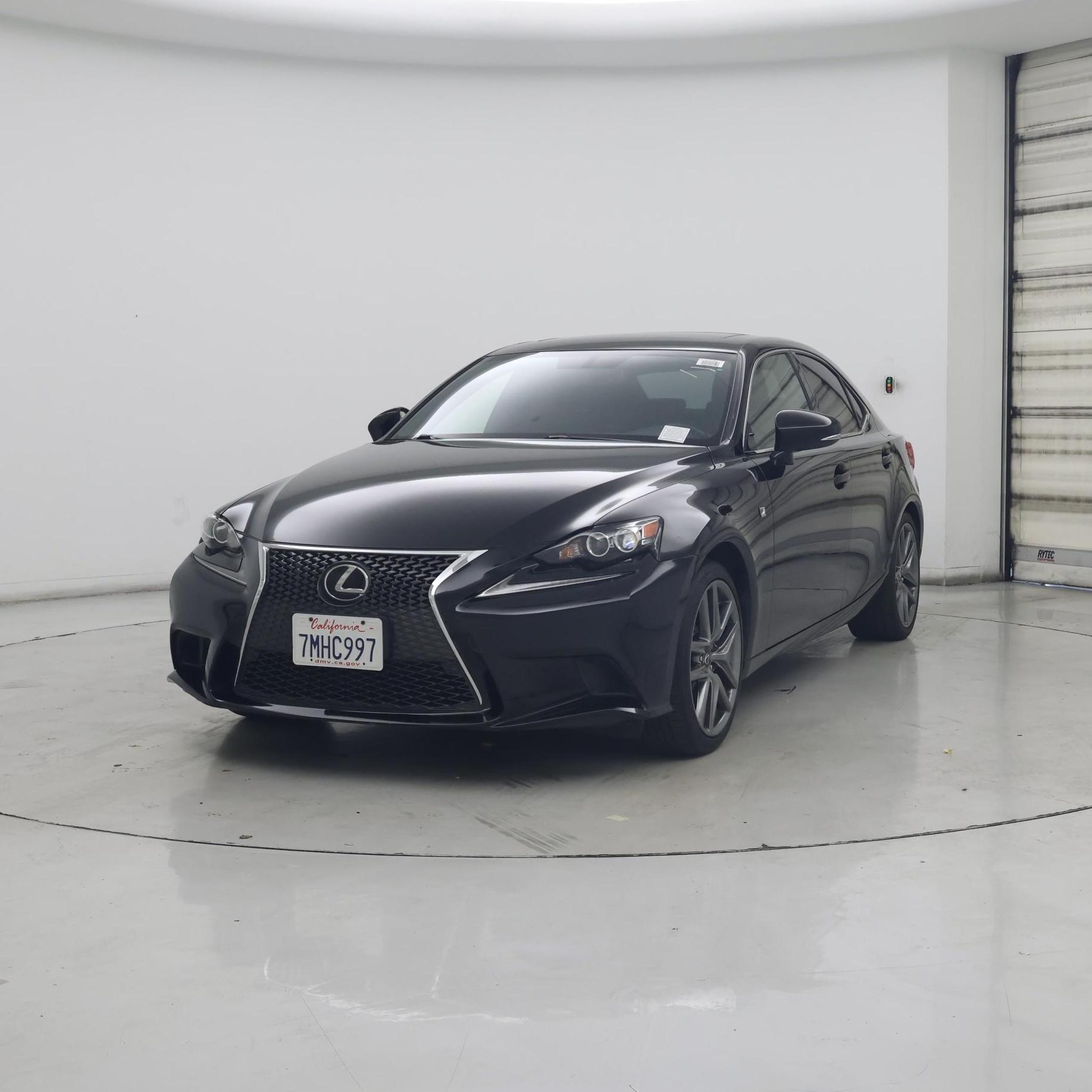 Thumbnail: 2016 Lexus IS - 4