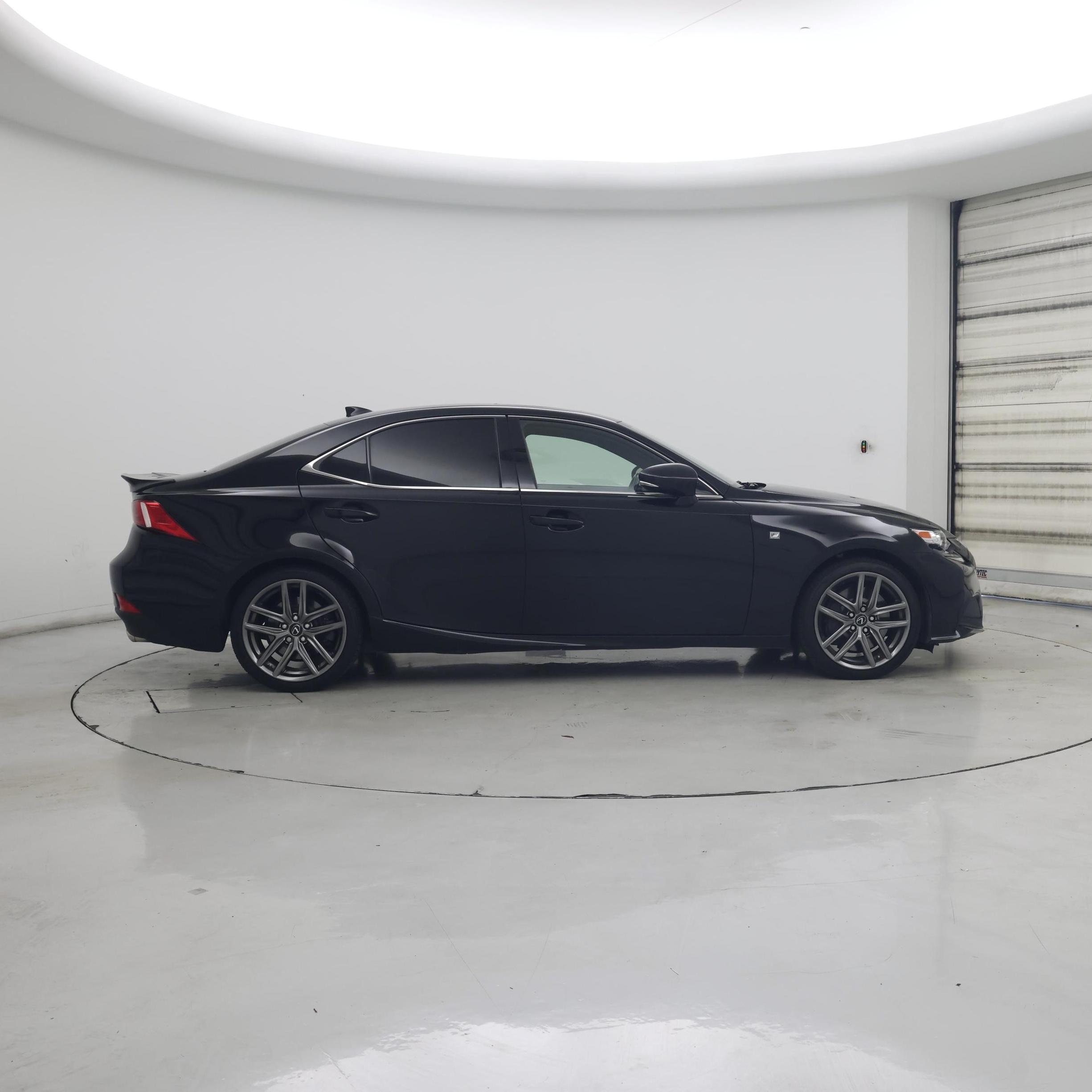 Thumbnail: 2016 Lexus IS - 7