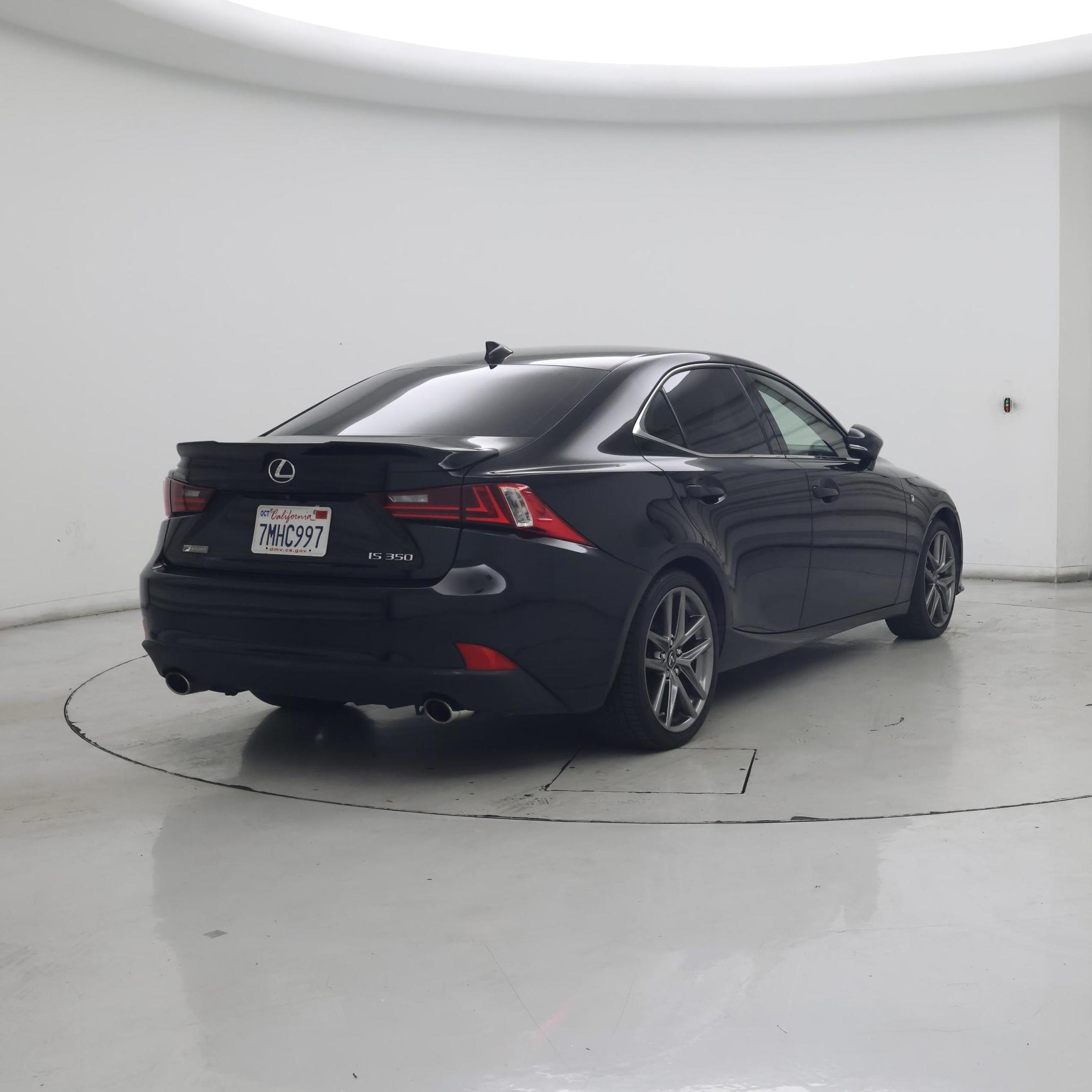 Thumbnail: 2016 Lexus IS - 8