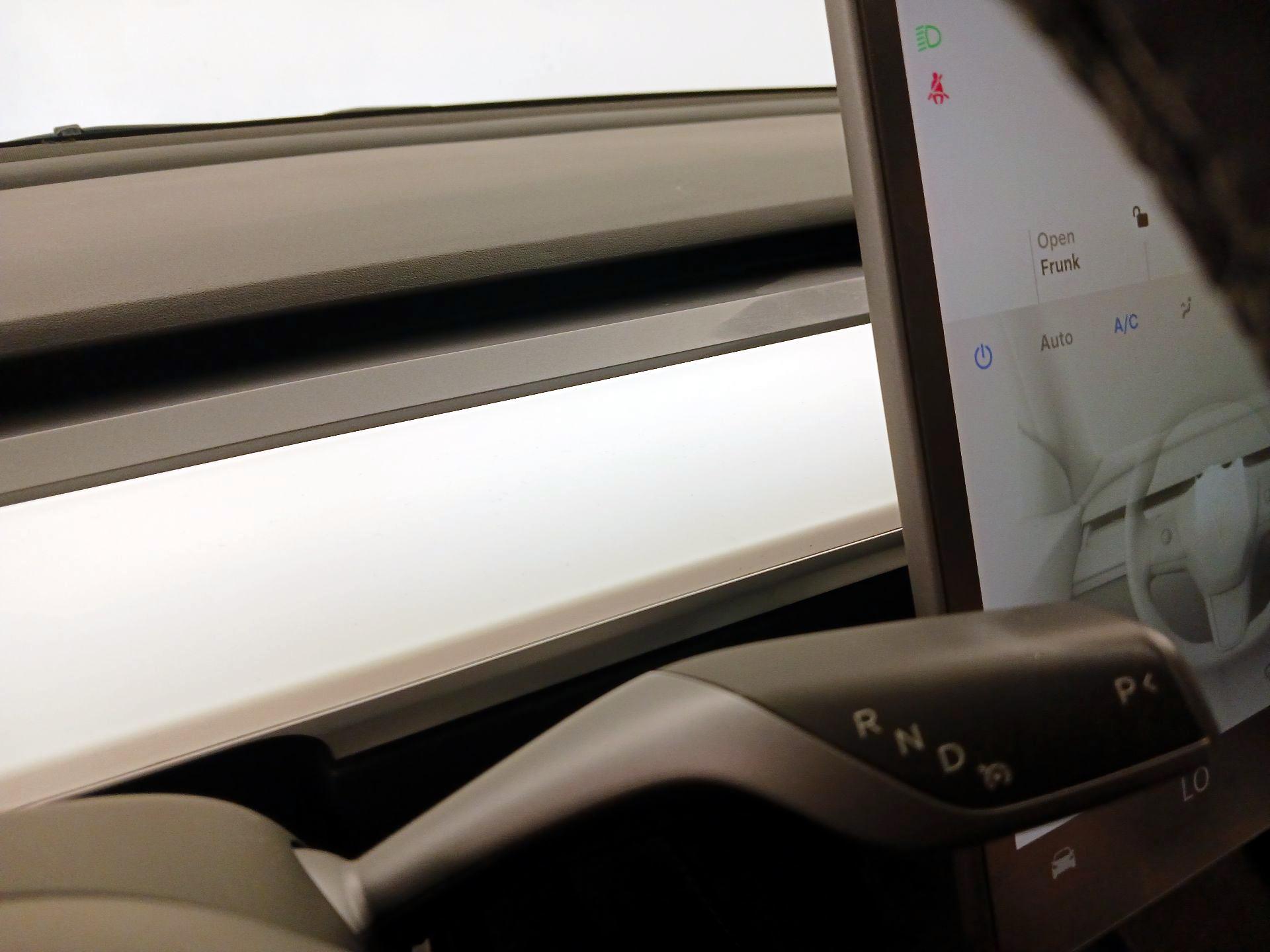 Thumbnail: 2022 Tesla Model 3 - 17