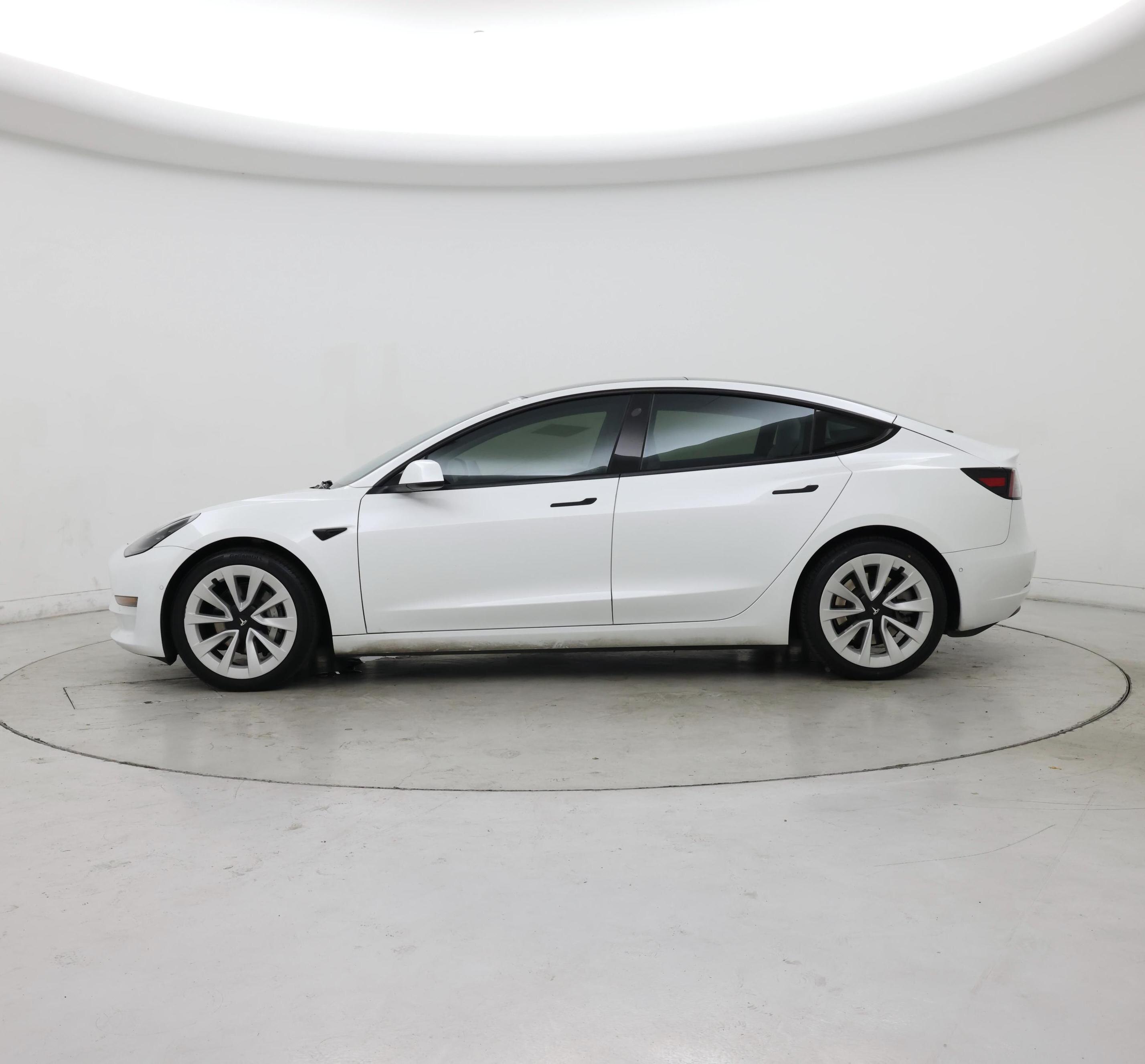 Thumbnail: 2022 Tesla Model 3 - 3