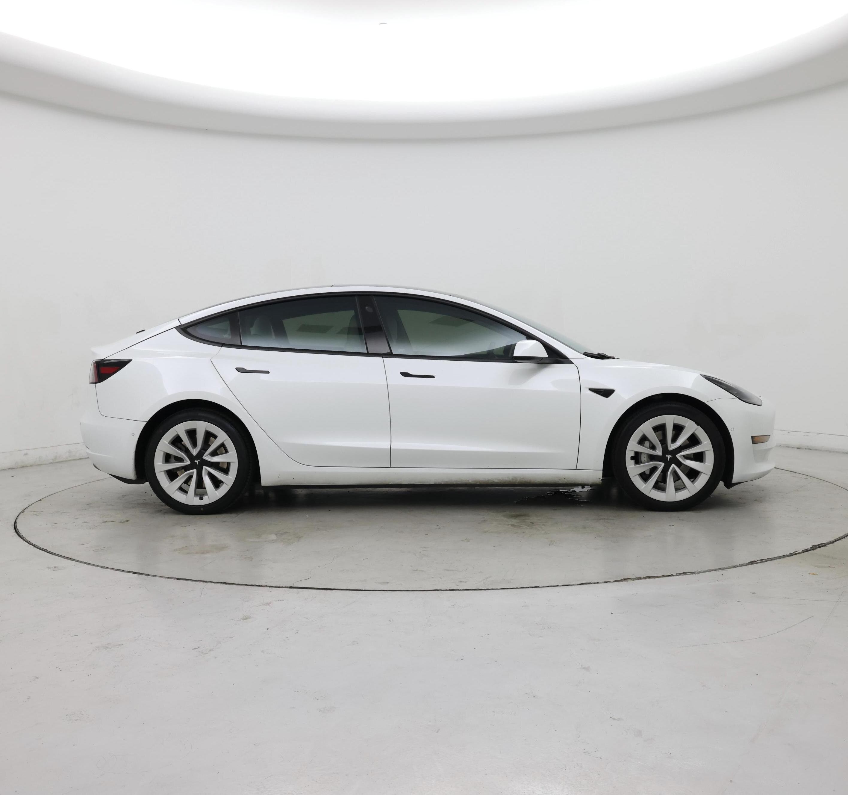 Thumbnail: 2022 Tesla Model 3 - 7