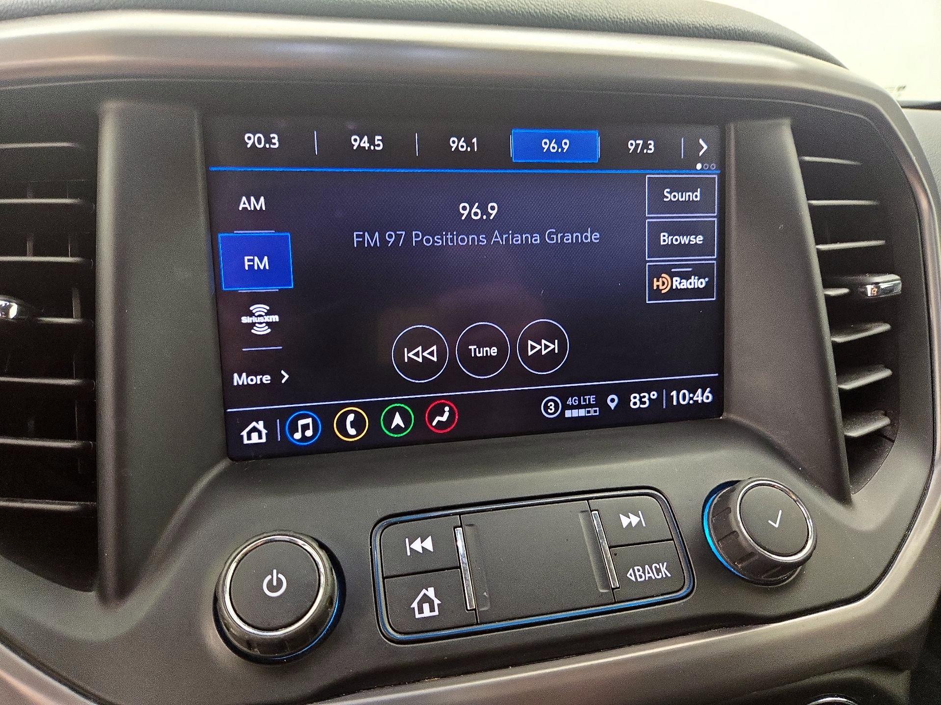 Thumbnail: 2021 GMC Acadia - 16