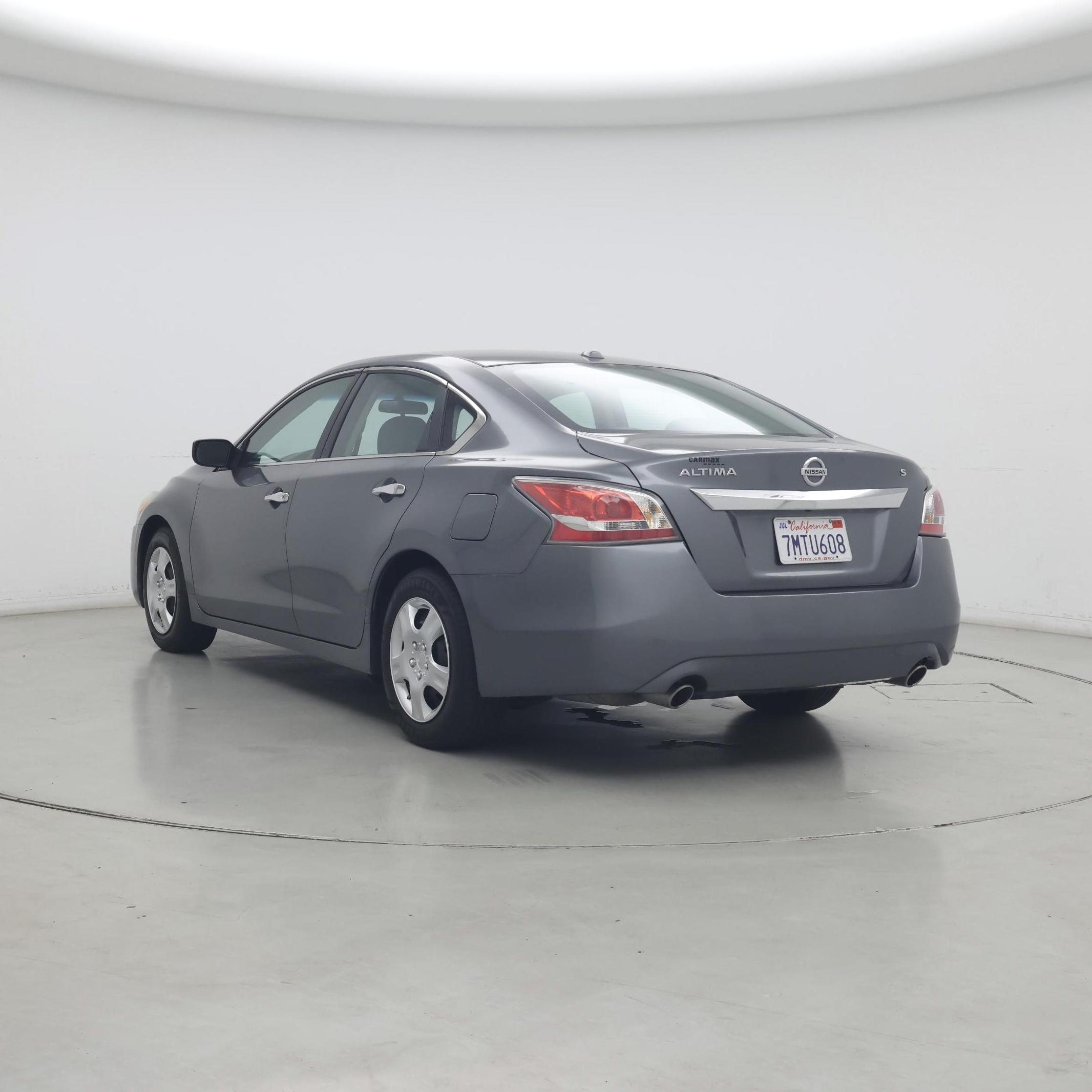 Thumbnail: 2015 Nissan Altima - 2