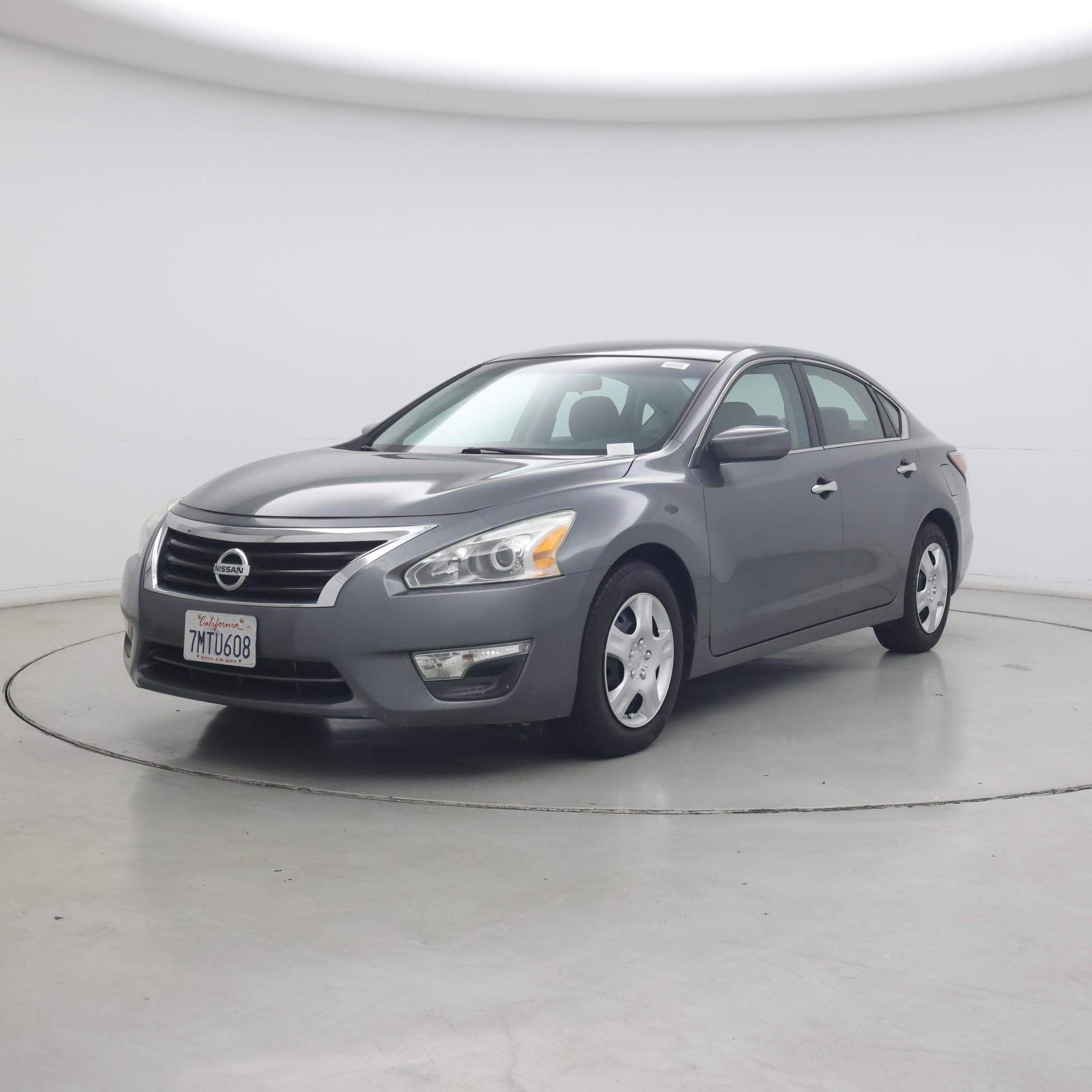 Thumbnail: 2015 Nissan Altima - 4