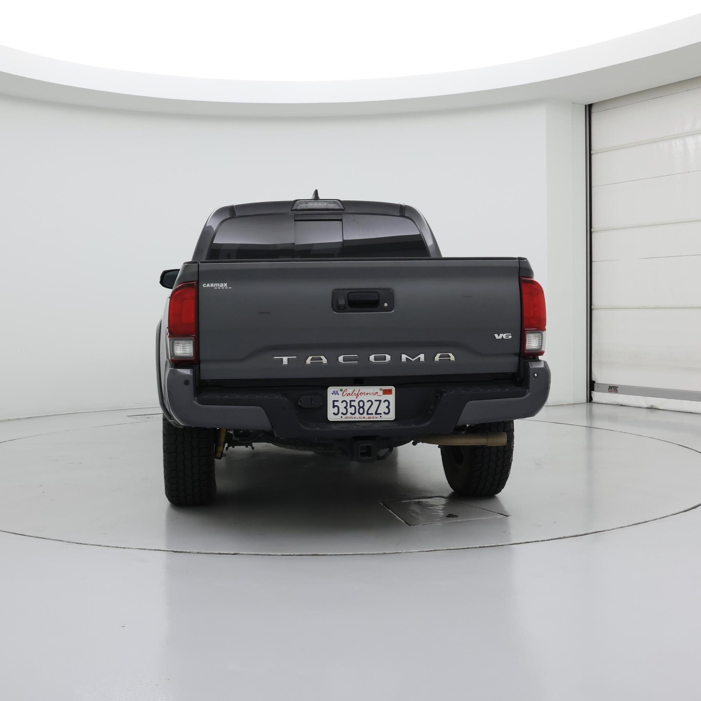 Thumbnail: 2019 Toyota Tacoma - 6