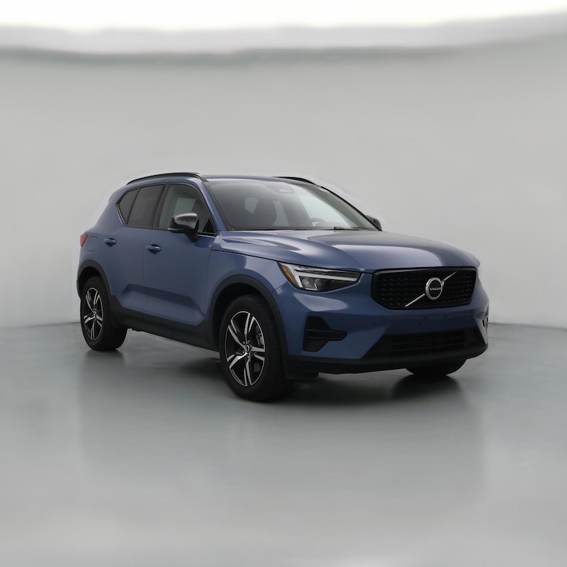 2024 Volvo XC40 B5 Core Dark Theme