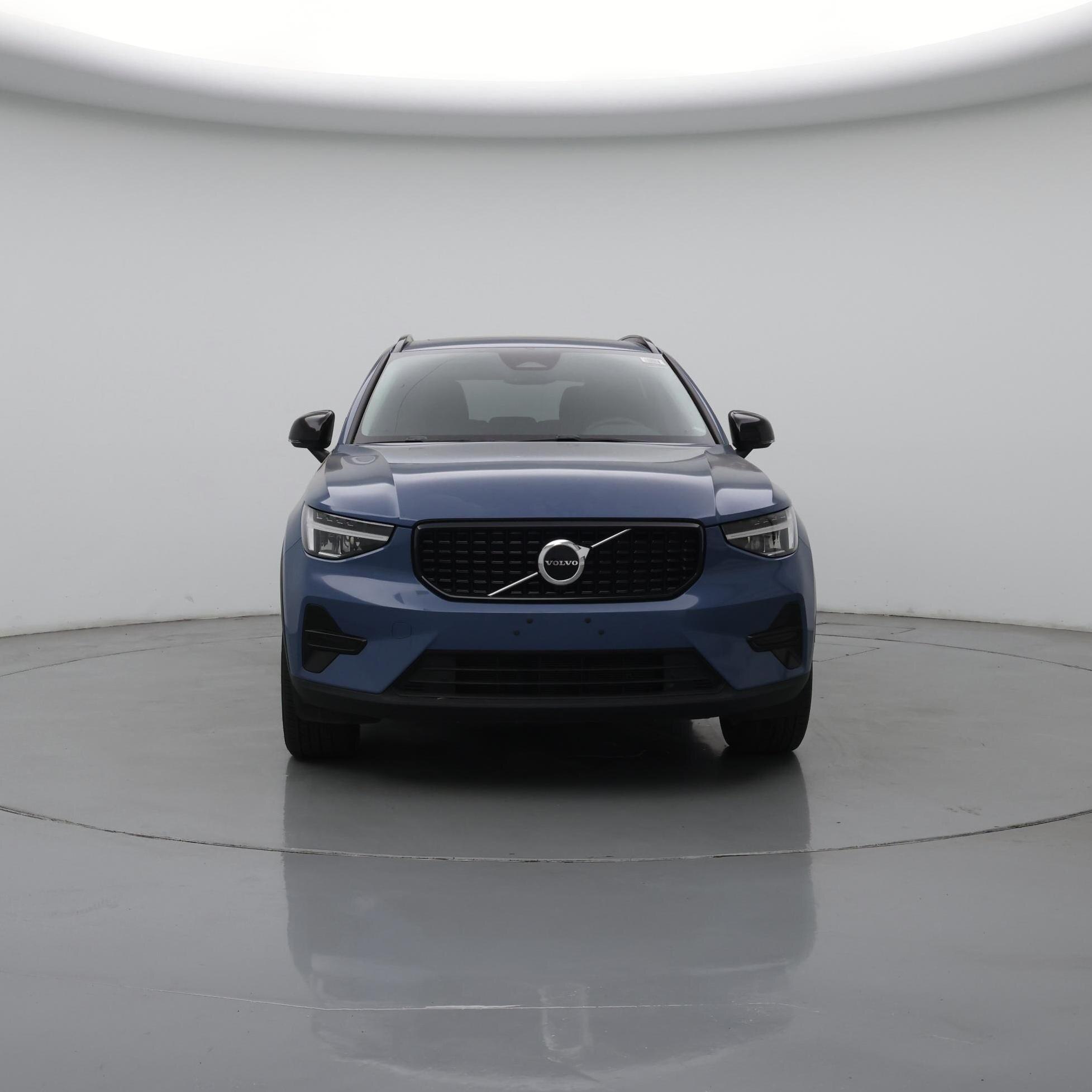 Thumbnail: 2024 Volvo XC40 - 5