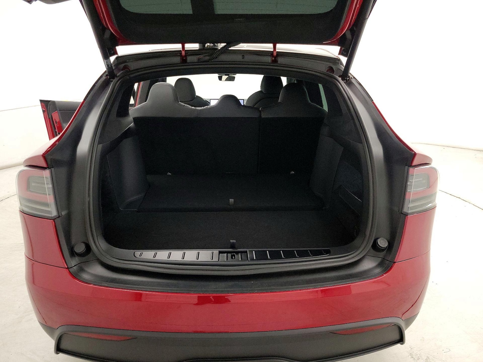 2023 Tesla Model X Long Range - Photo 22
