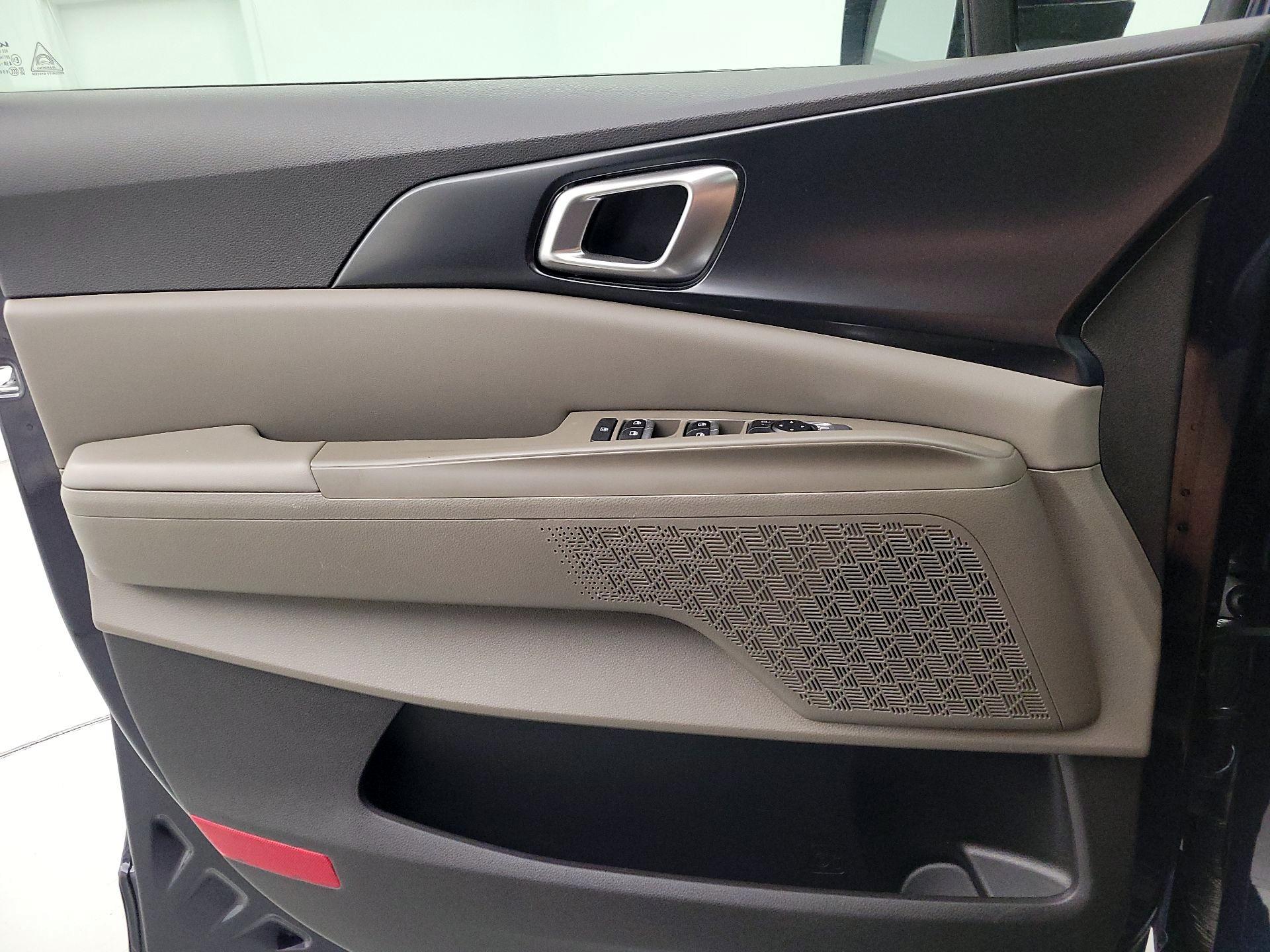 Thumbnail: 2026 Kia Carnival - 12