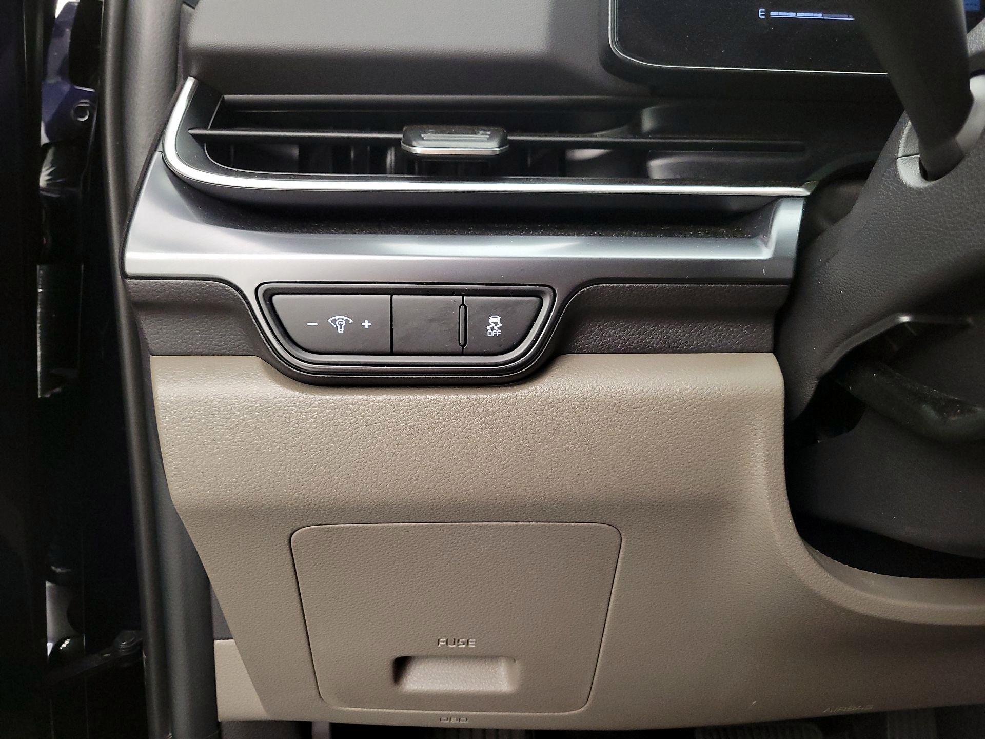 Thumbnail: 2026 Kia Carnival - 13