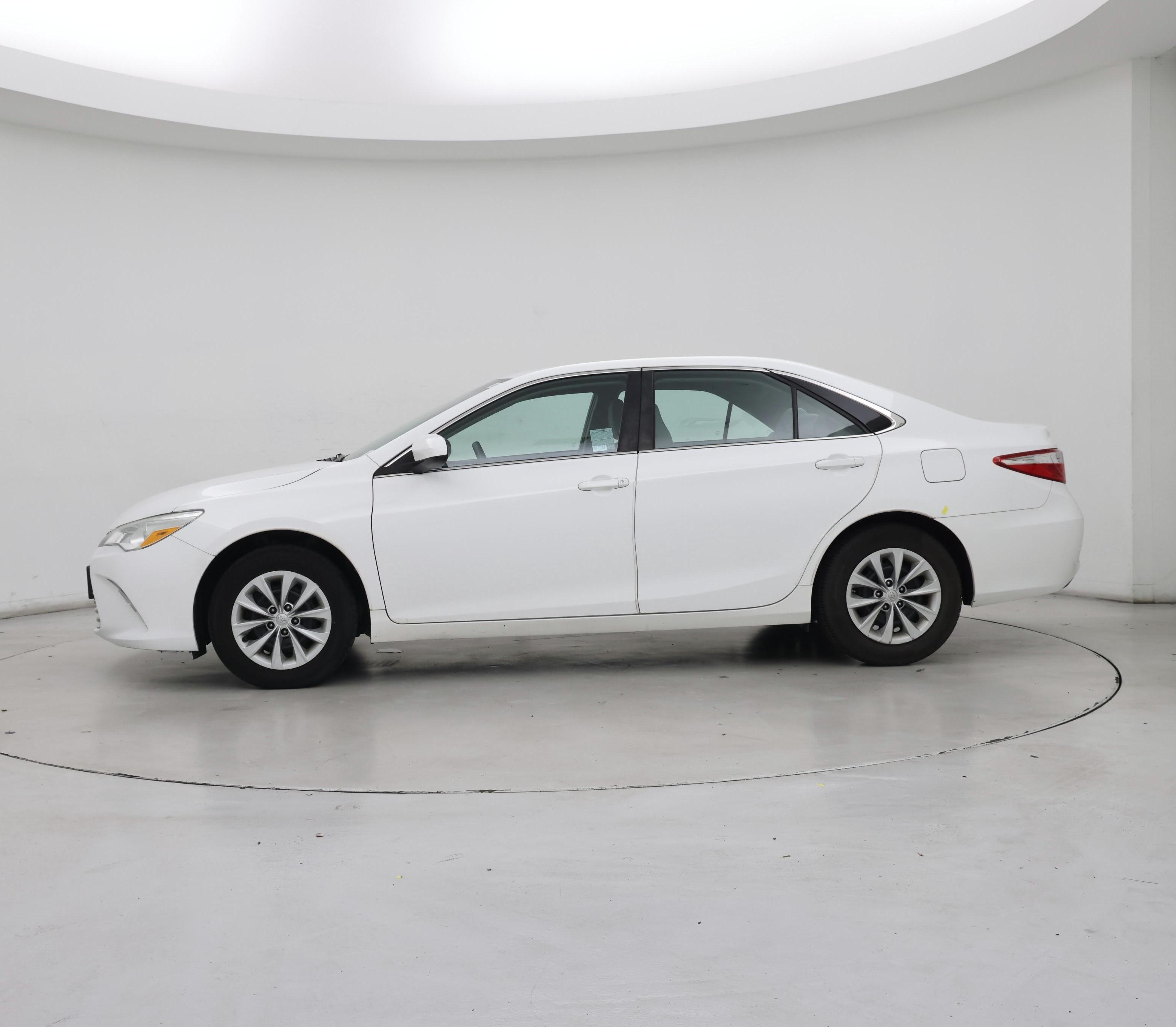 Thumbnail: 2017 Toyota Camry - 3