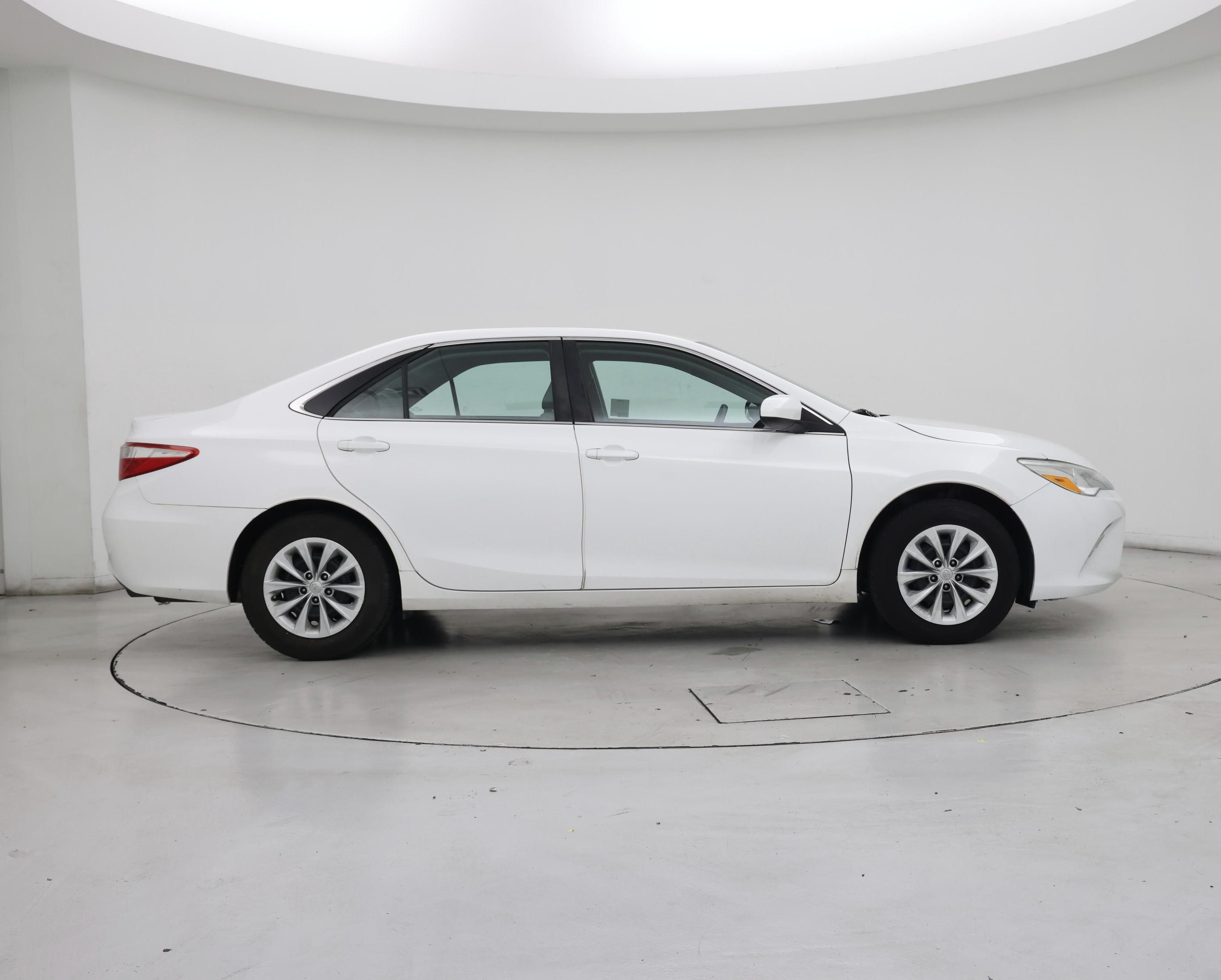 Thumbnail: 2017 Toyota Camry - 7